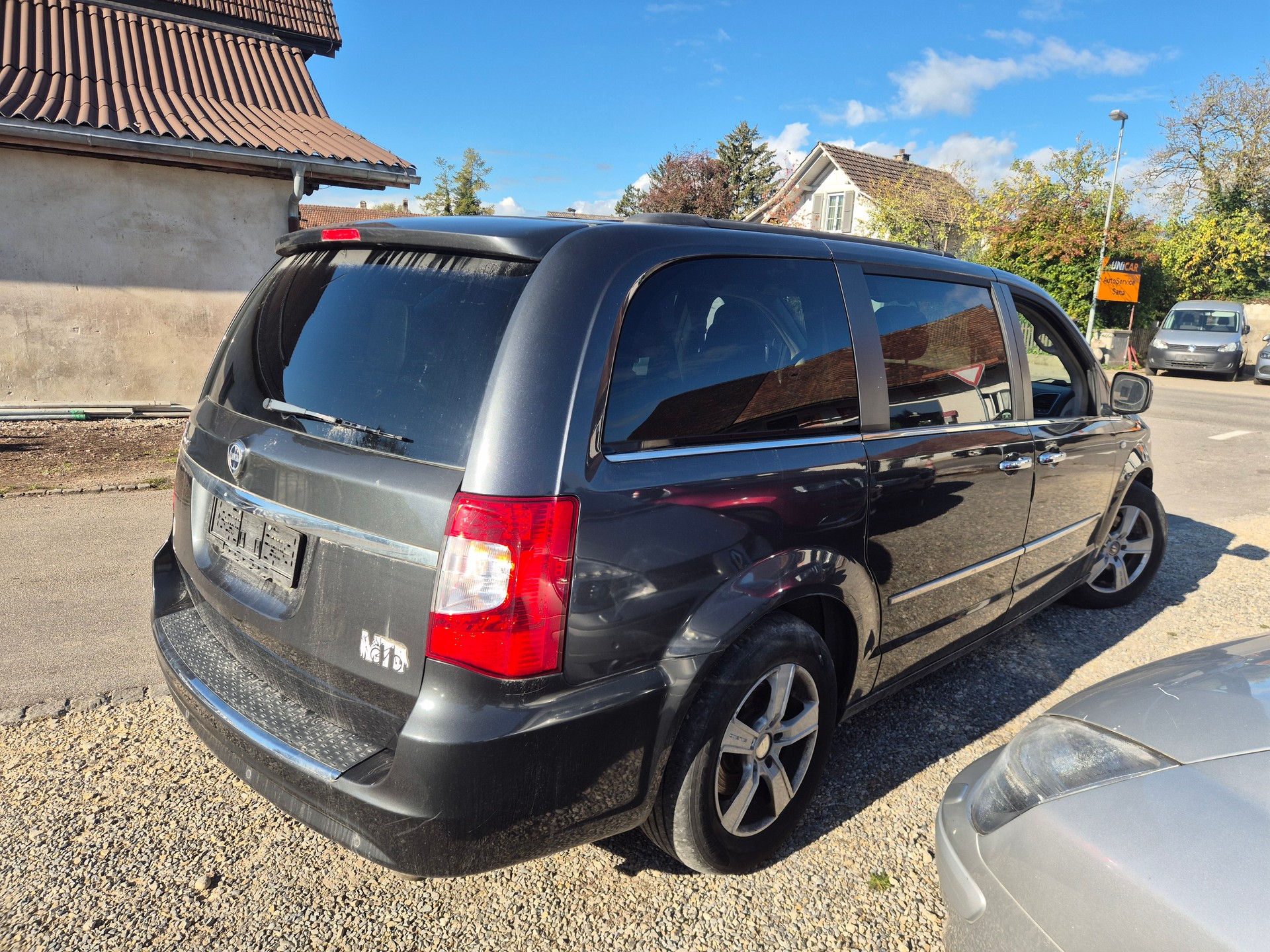 LANCIA Voyager MFK Diesel Automat Klima 7 plätze Top Zustand-image-2