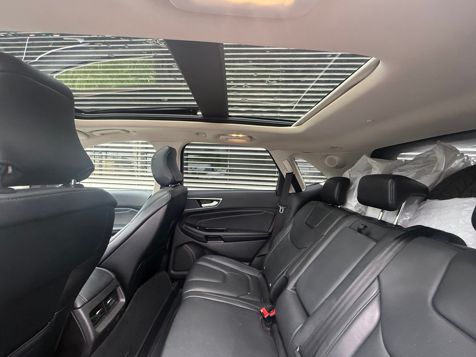 FORD Edge 2.0 TDCi ST-Line 4WD PowerShift-image-12