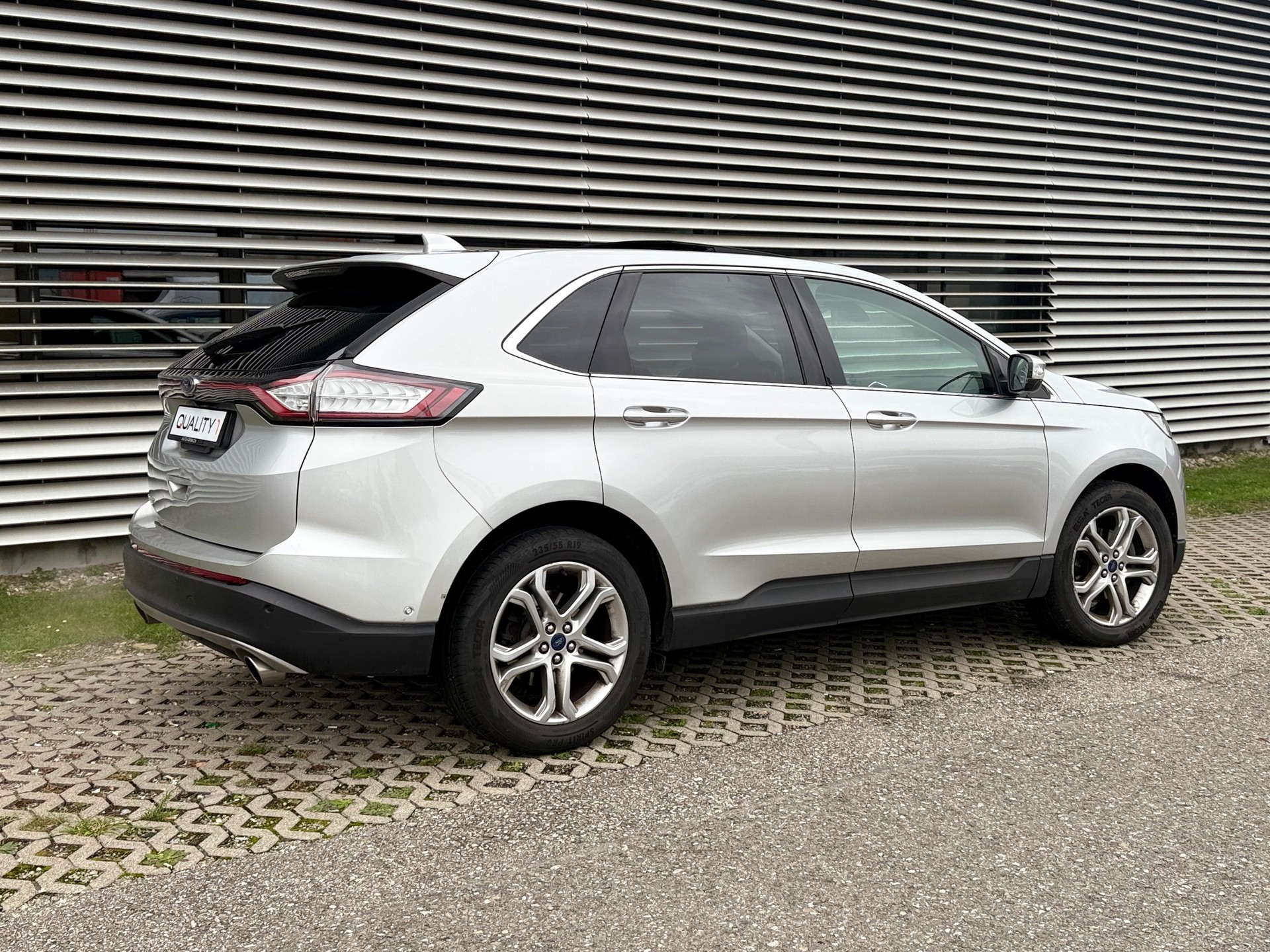 FORD Edge 2.0 TDCi ST-Line 4WD PowerShift-image-3
