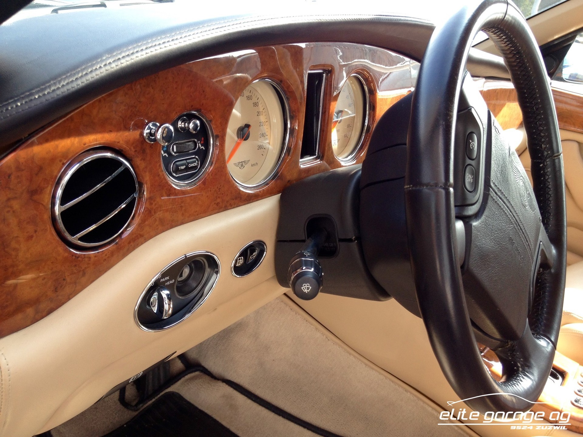 BENTLEY Arnage Green Label-image-14