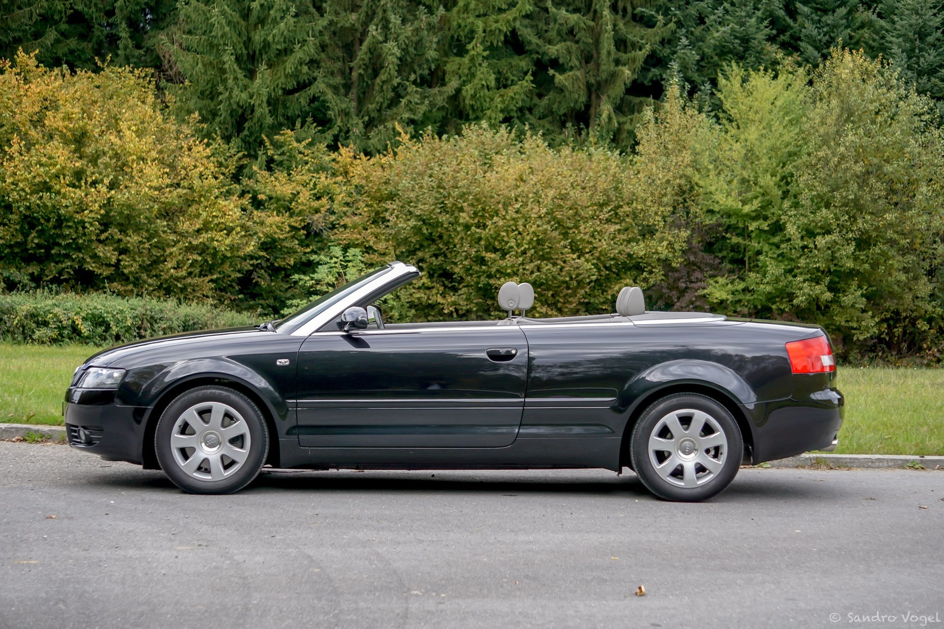 AUDI A4 Cabriolet 1.8 Turbo-image-3