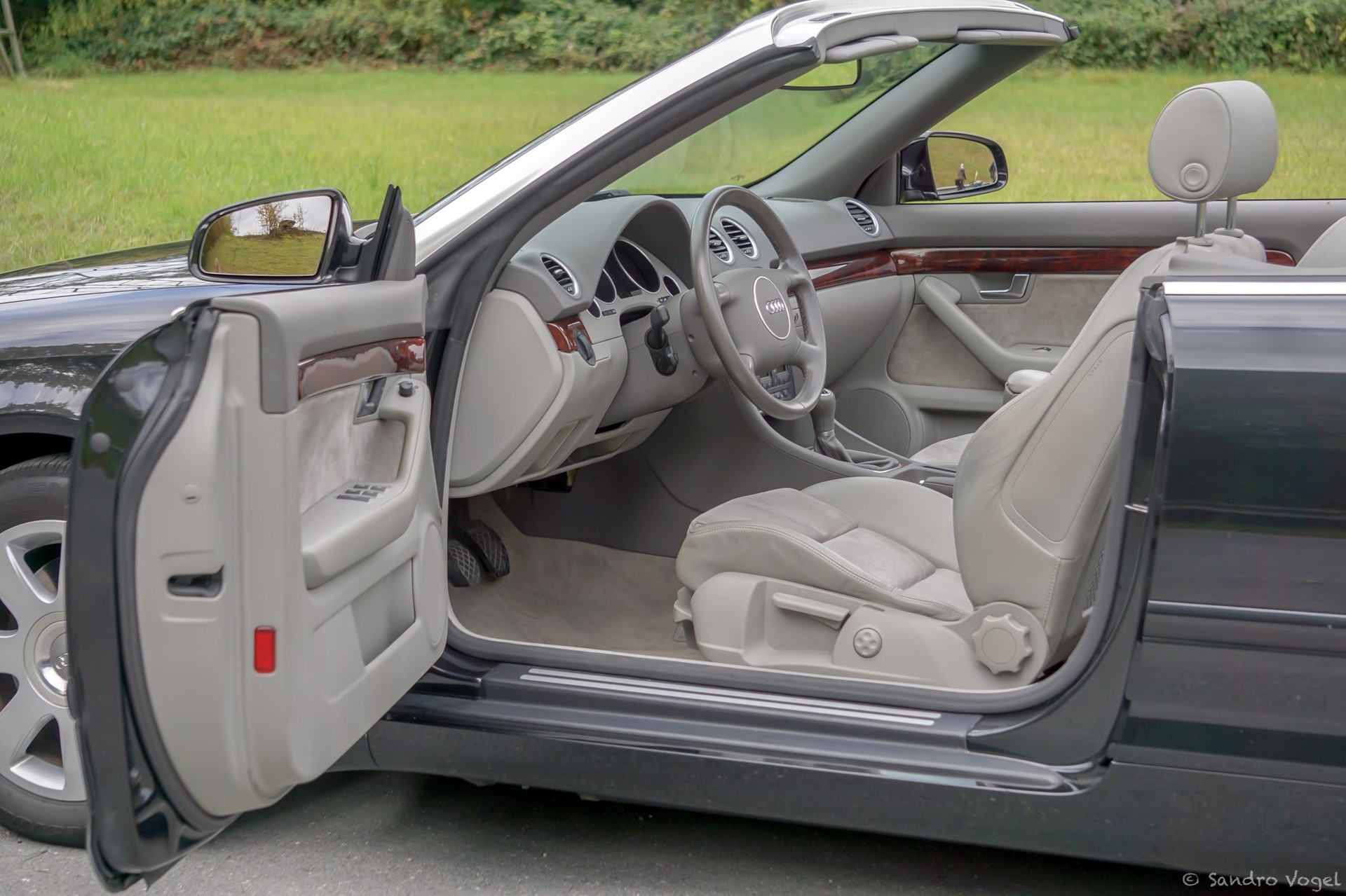 AUDI A4 Cabriolet 1.8 Turbo-image-8