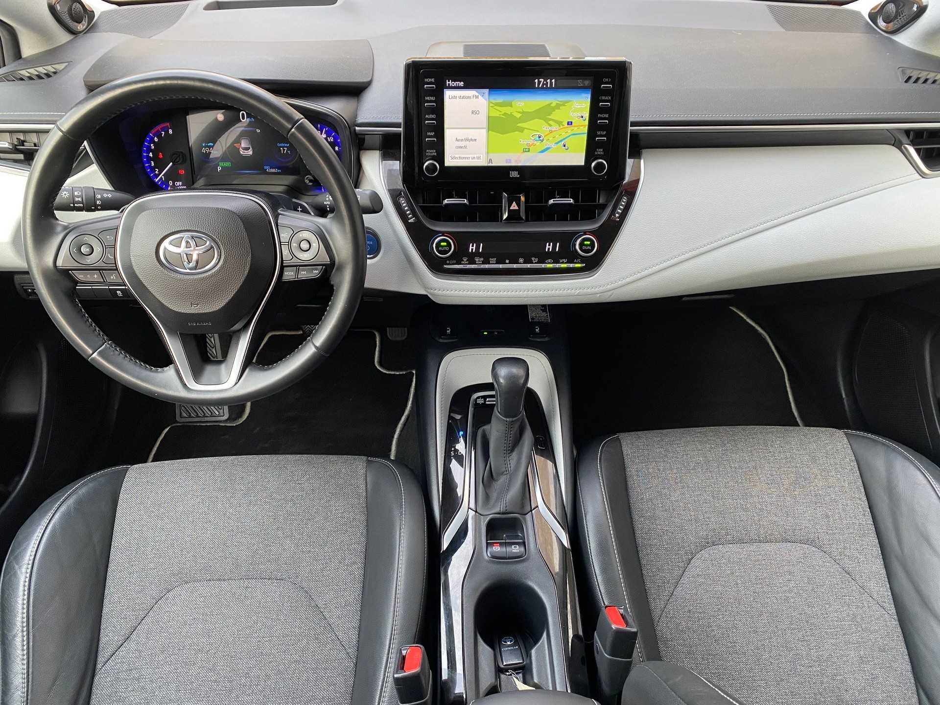 TOYOTA Corolla 2.0 HSD GR Sport e-CVT-image-8