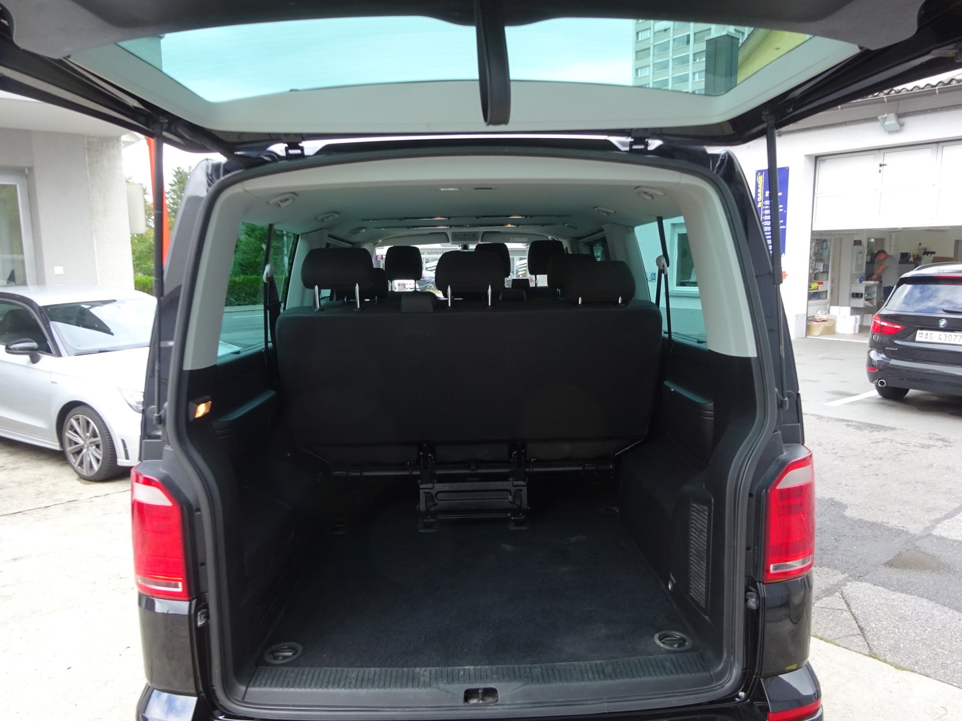 VW T6 Caravelle 2.0 TDI Comfortline 4Motion DSG LWB-image-5