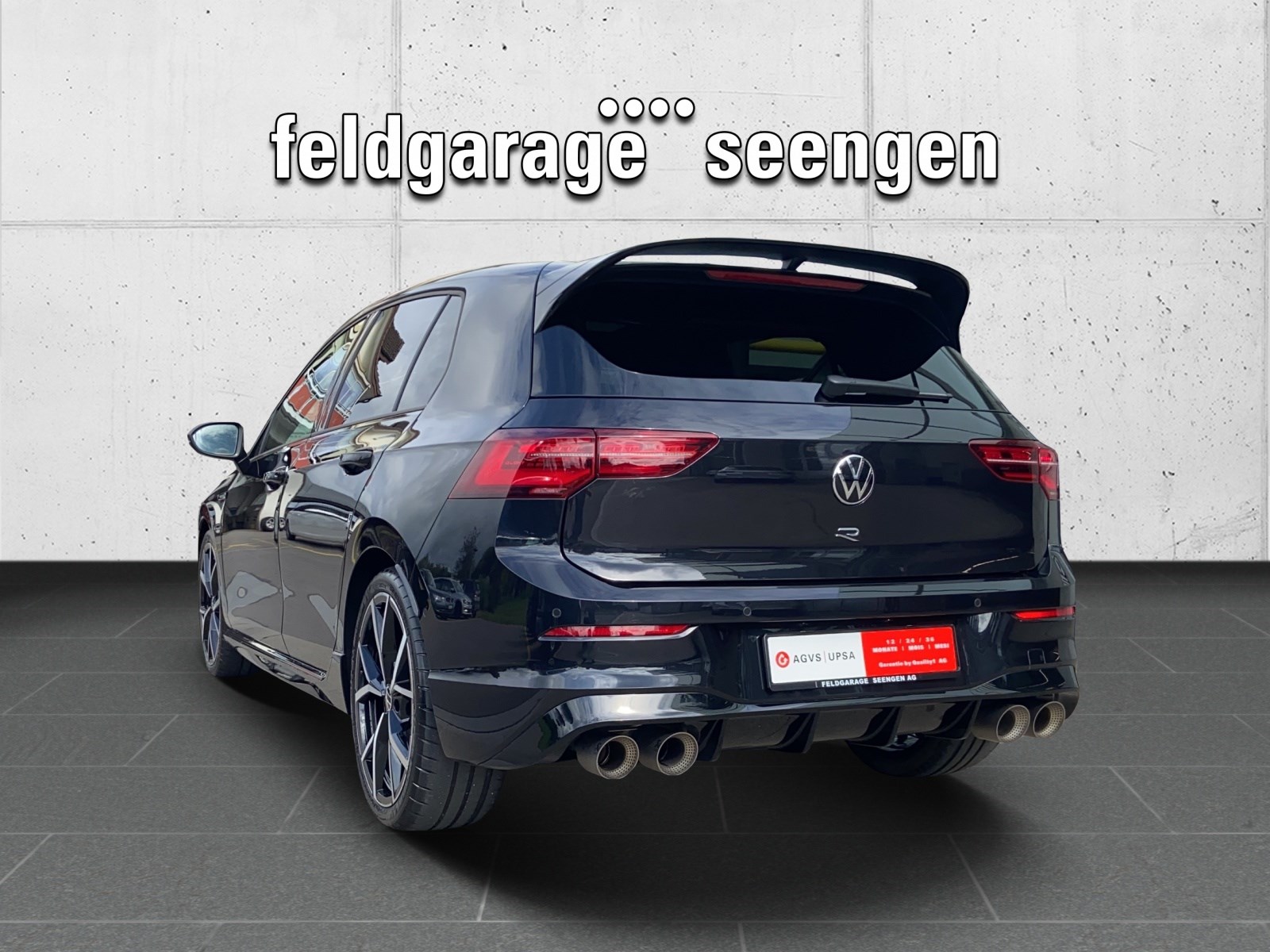 VW Golf 2.0 TSI R DSG 4Motion mit Akrapovic & Panoramadach-image-6