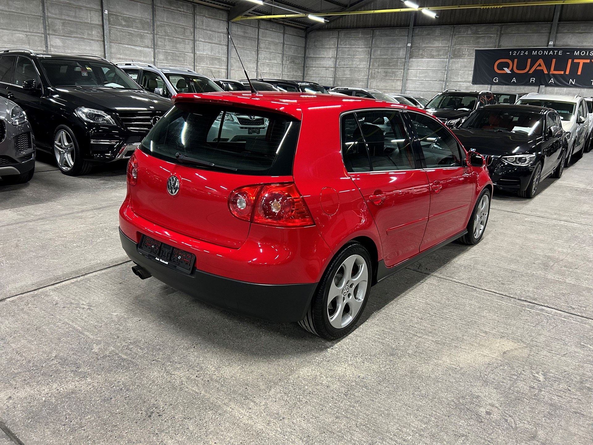 VW Golf 2.0 TFSI GTI-image-3