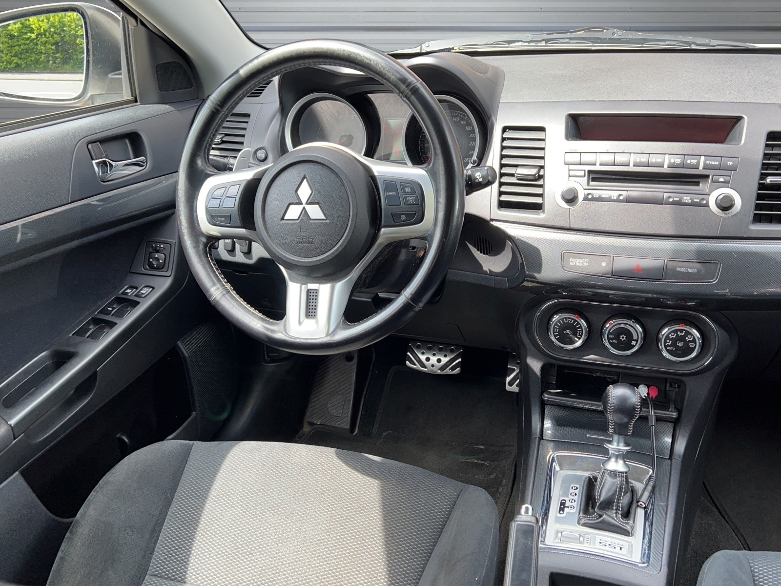 MITSUBISHI Lancer Sportback 2.0 Ralliart S 4WD TC-SST-image-12