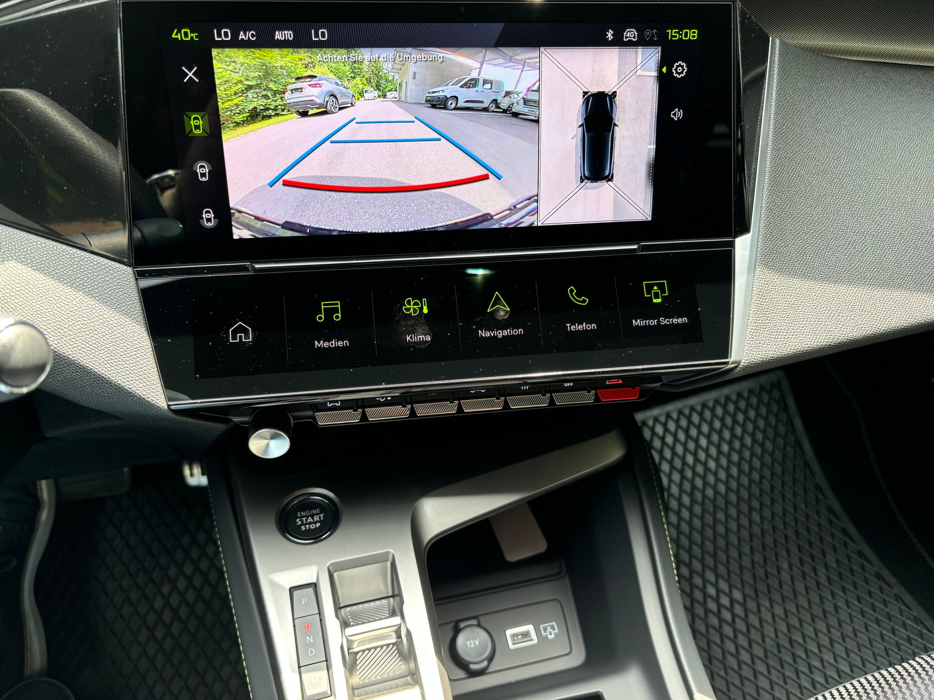 PEUGEOT 308 GT 1.2 136 Hybrid-image-11