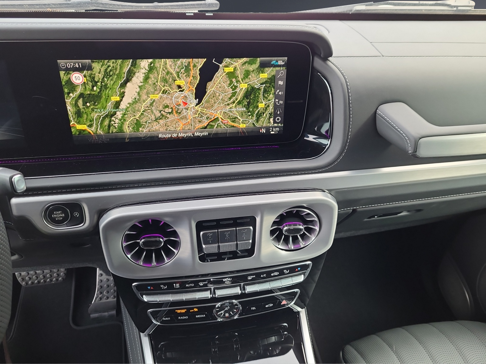 MERCEDES-BENZ G 63 AMG 4x4 Speedshift Plus G-Tronic-image-8