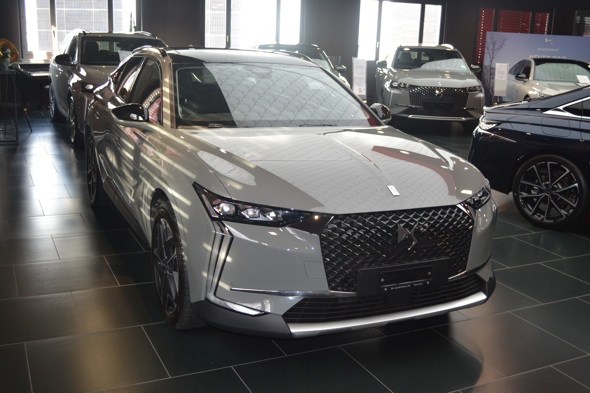 DS AUTOMOBILES DS 4 1.6 E-Tense Cross Rivoli-image-1