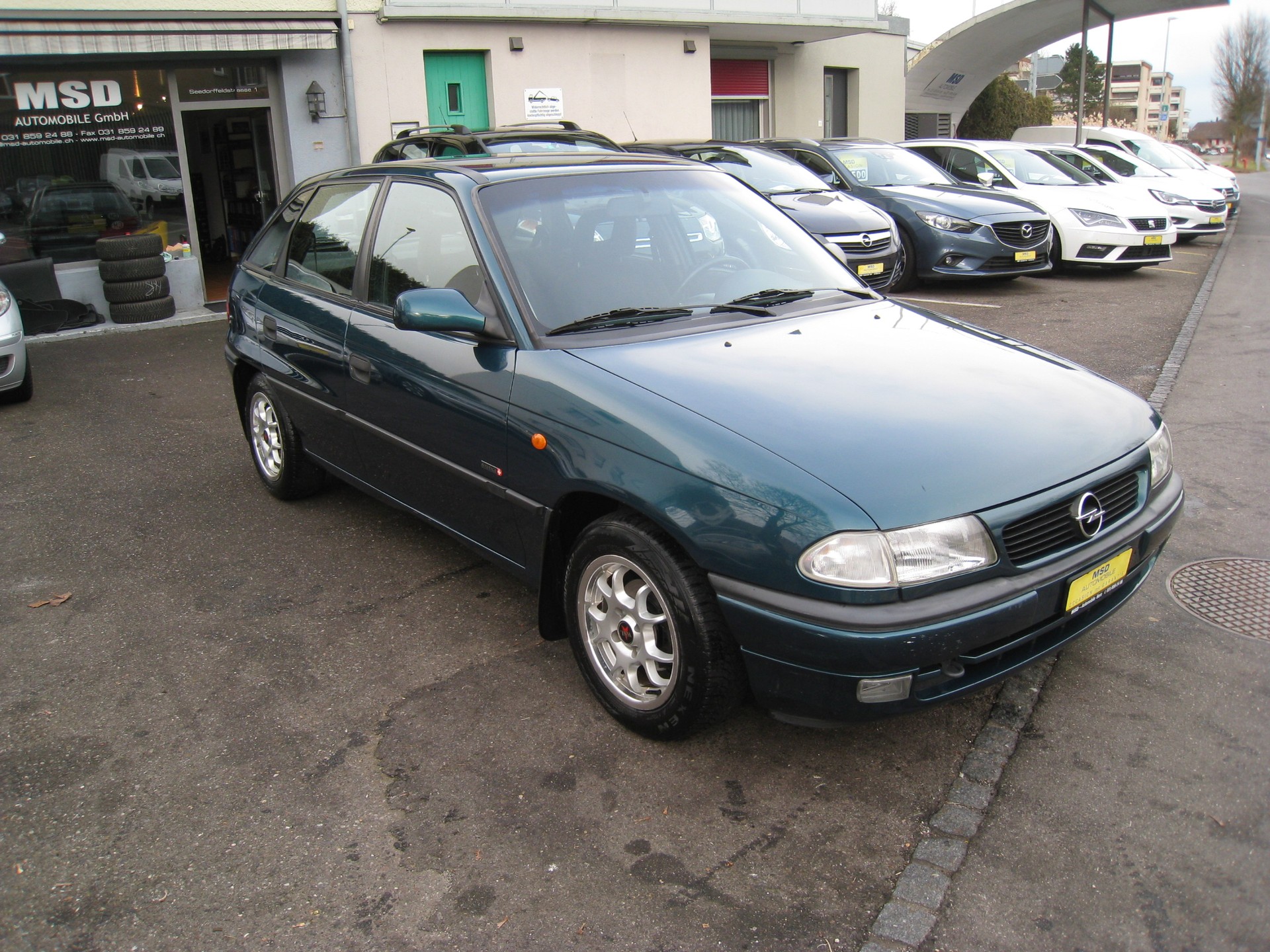 OPEL Astra 1.4i 16V Avantage-image-0