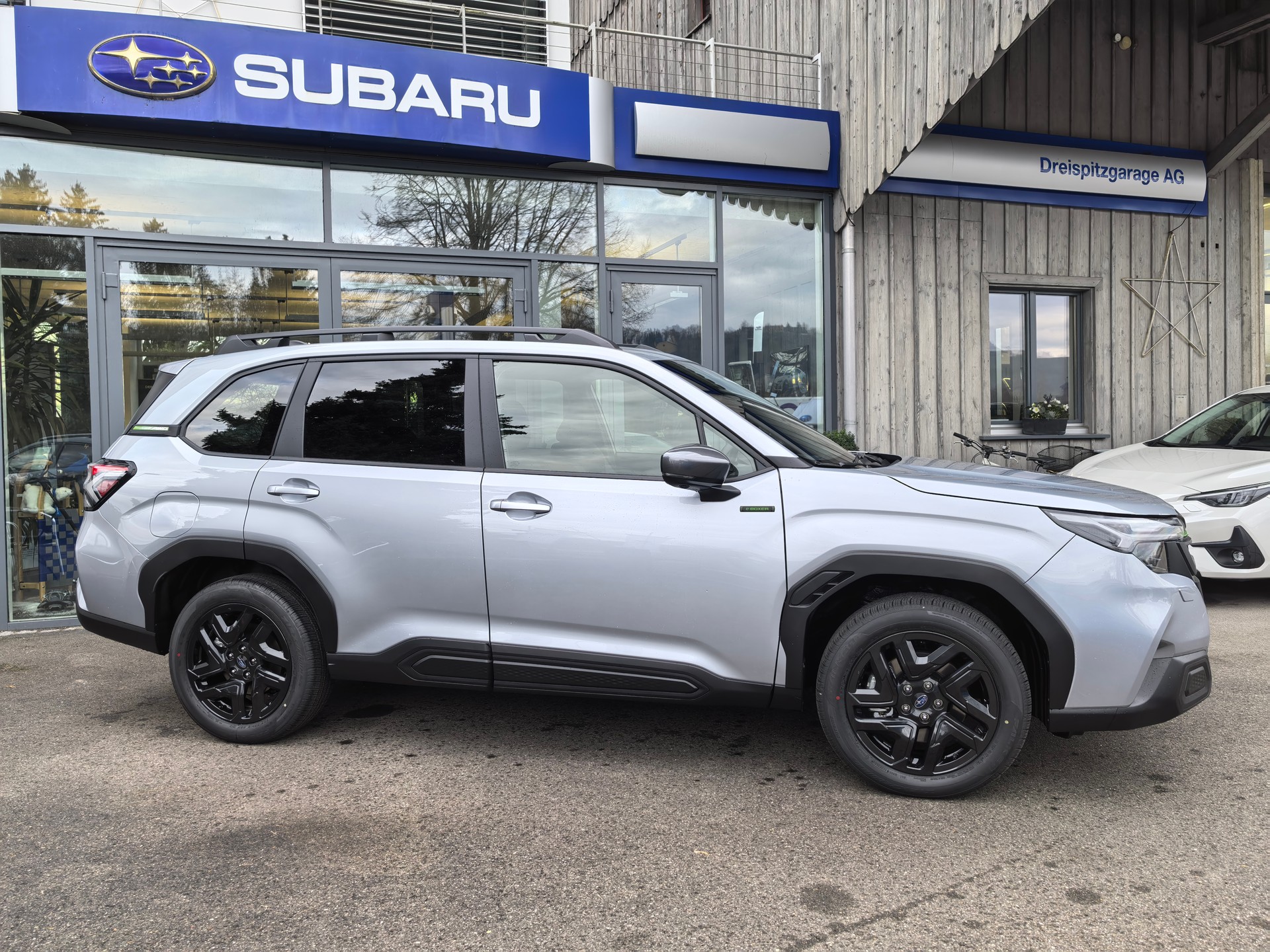 SUBARU Forester 2.0i e-Boxer Sport Lineartronic-image-3