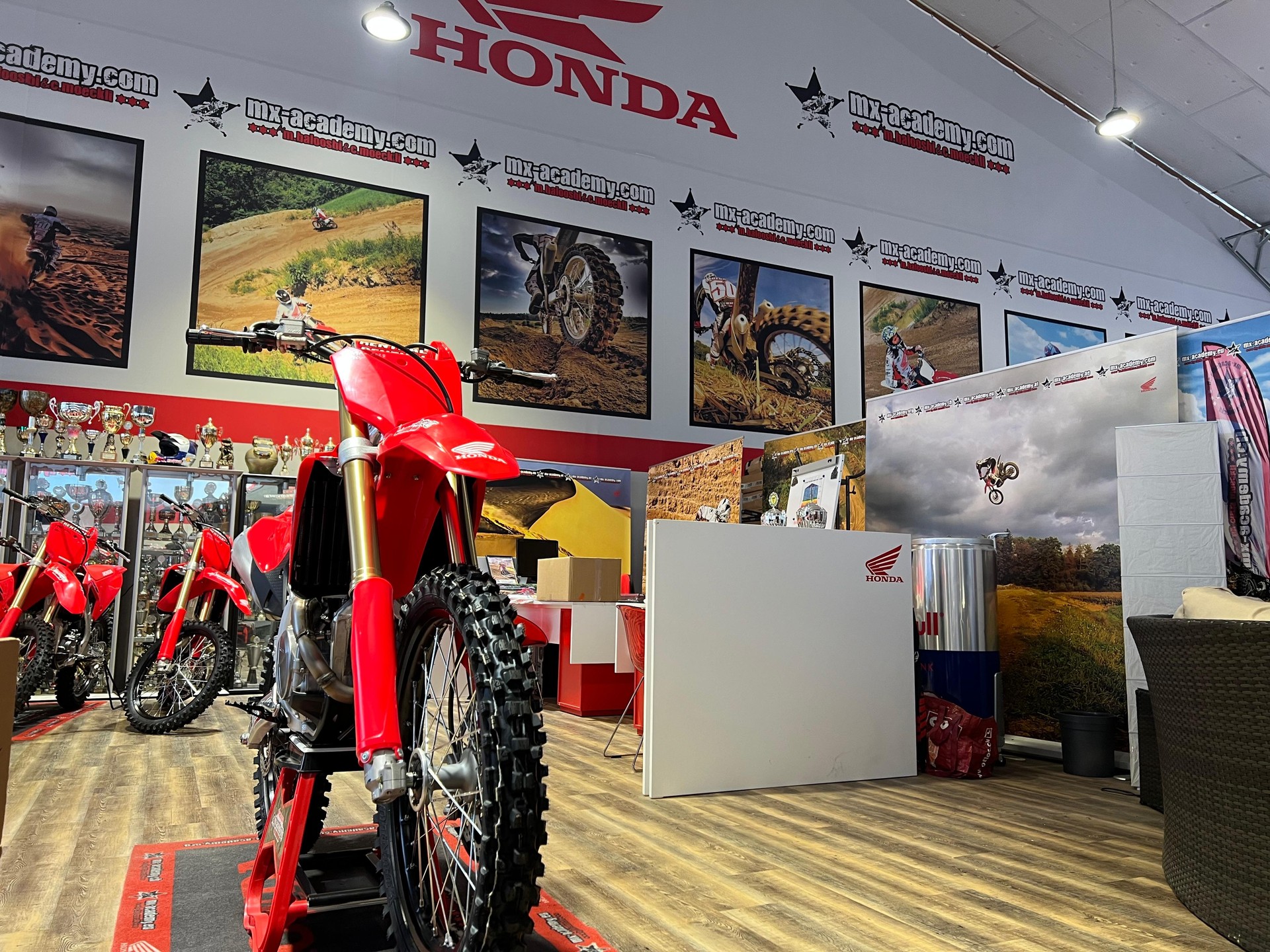 HONDA ** CRF450R ** **2025** Neufahrzeug-image-5