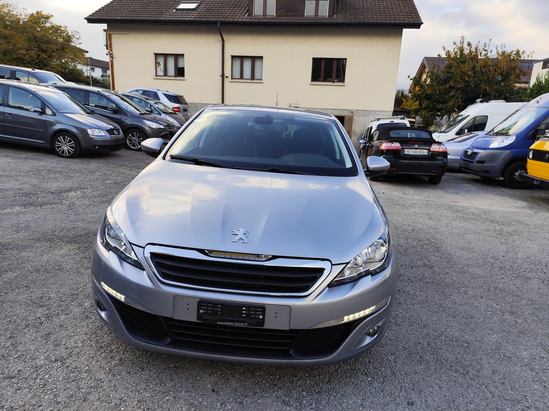 PEUGEOT 308 1.6 BlueHDI - STYLE - START & STOP