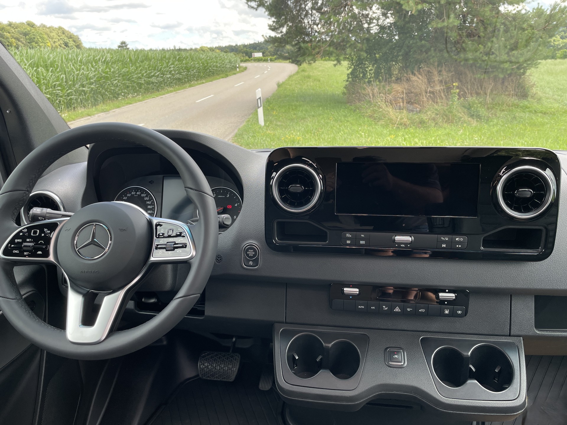 MERCEDES-BENZ Sprinter 4x4 Dovra RIG X-610-image-7