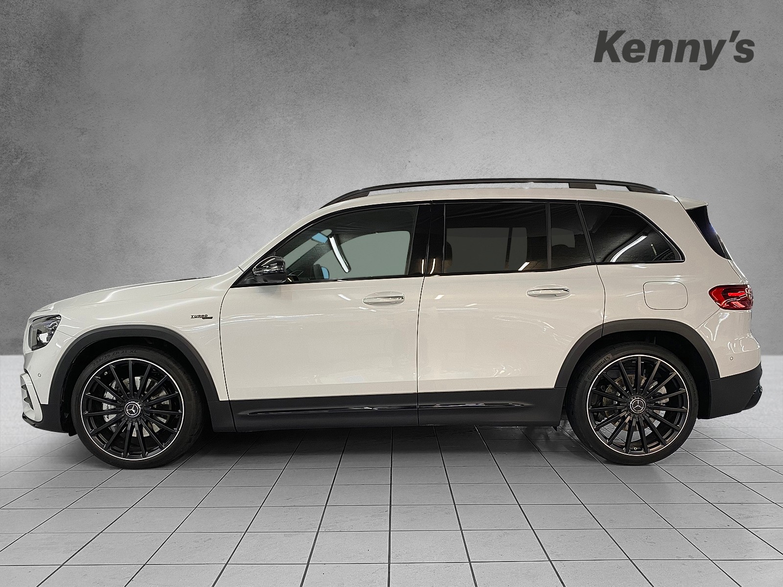 MERCEDES-BENZ GLB 35 AMG 4MATIC-image-2