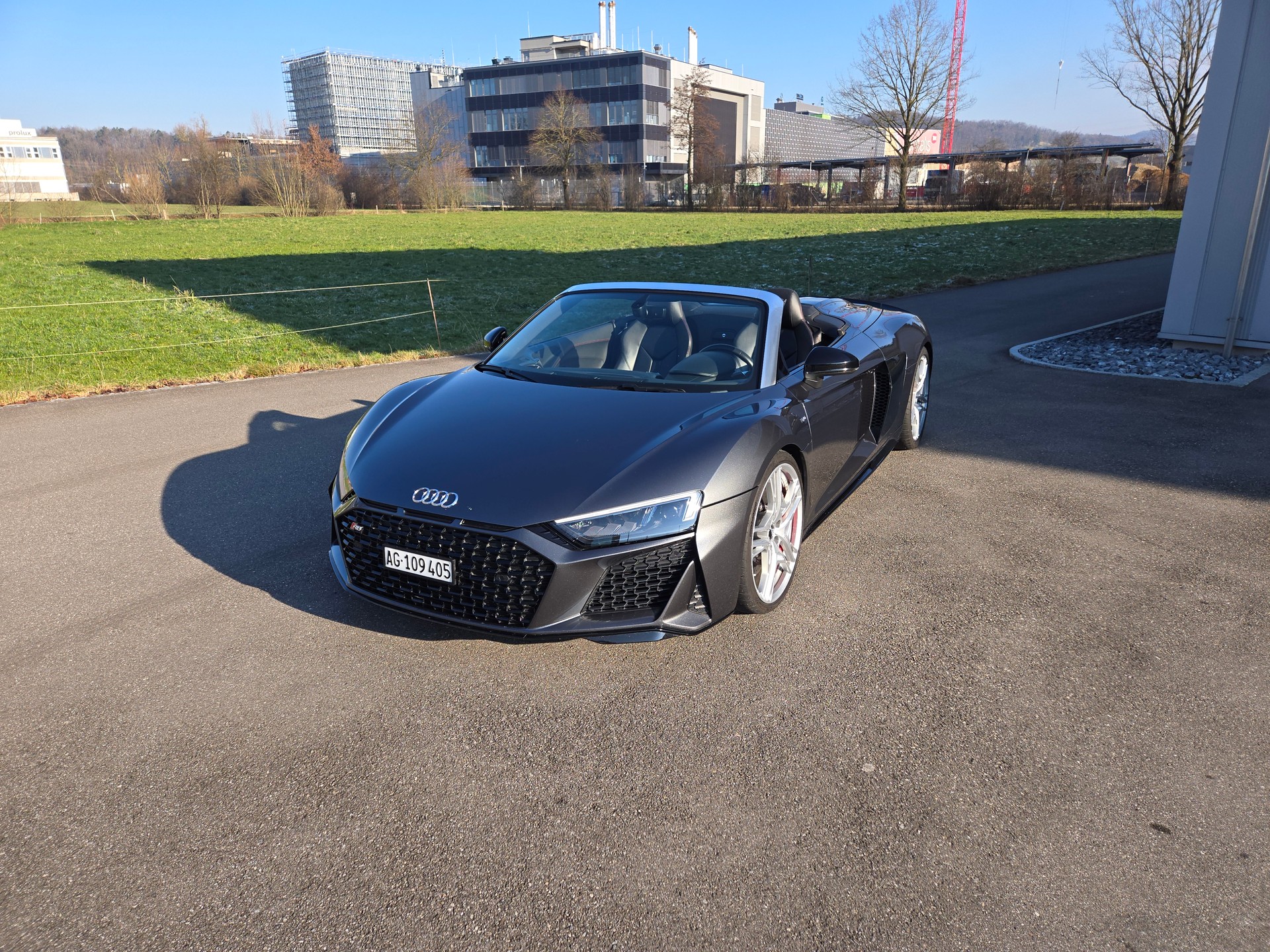 AUDI R8 Spyder performance S-Tronic-image-15