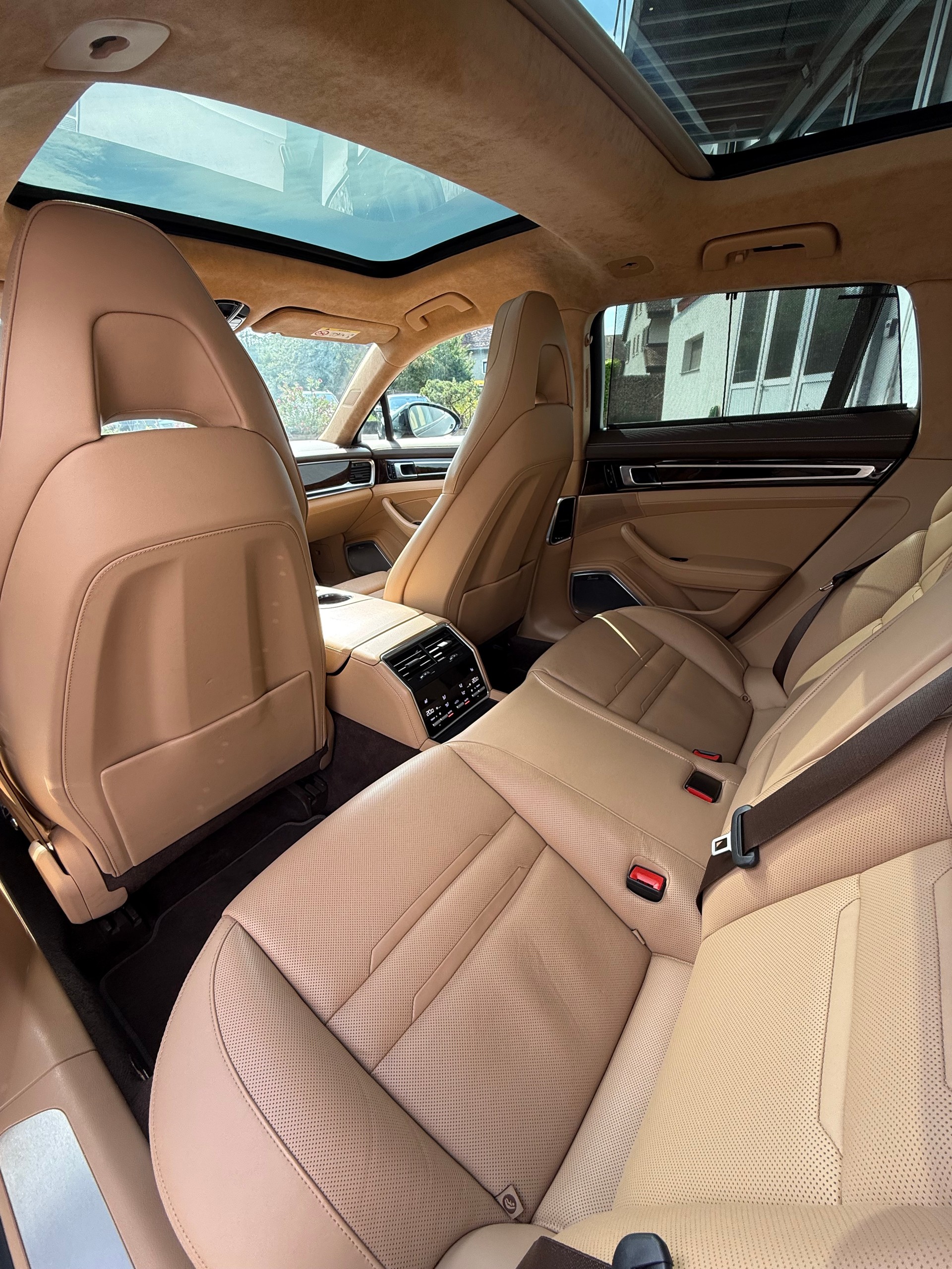 PORSCHE Panamera Turbo S E-Hybrid Sport Turismo PDK-image-18