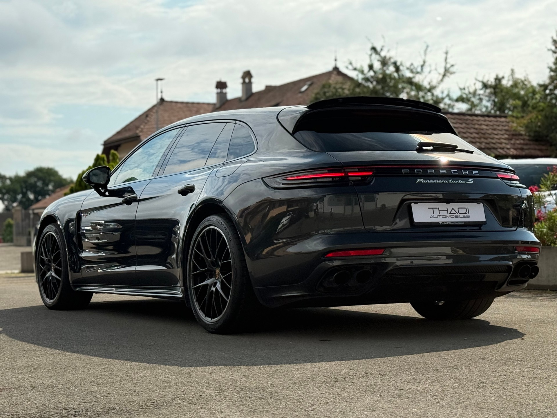 PORSCHE Panamera Turbo S E-Hybrid Sport Turismo PDK-image-10