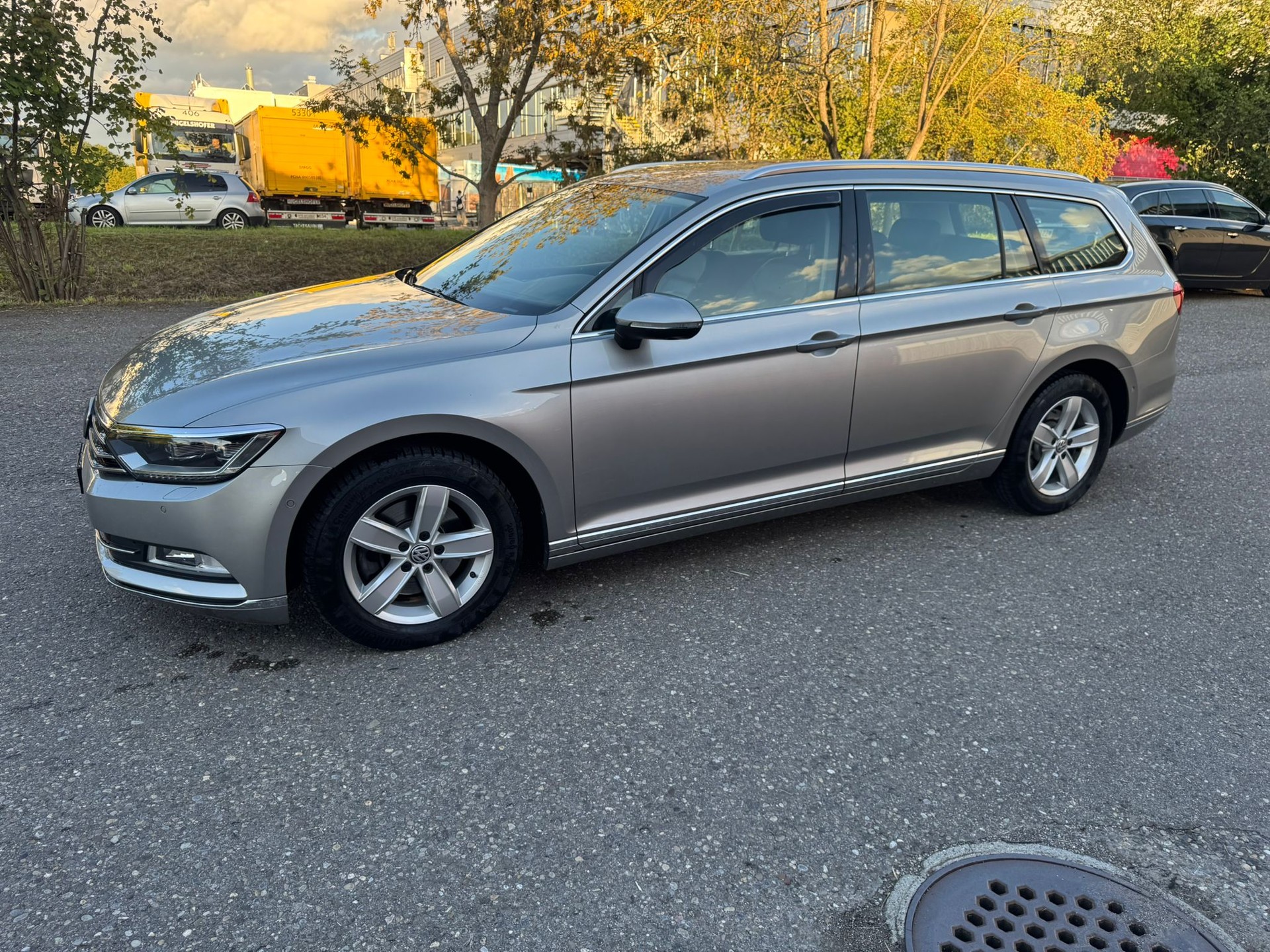 VW Passat Variant 2.0 TDI BMT Highline DSG-image-1