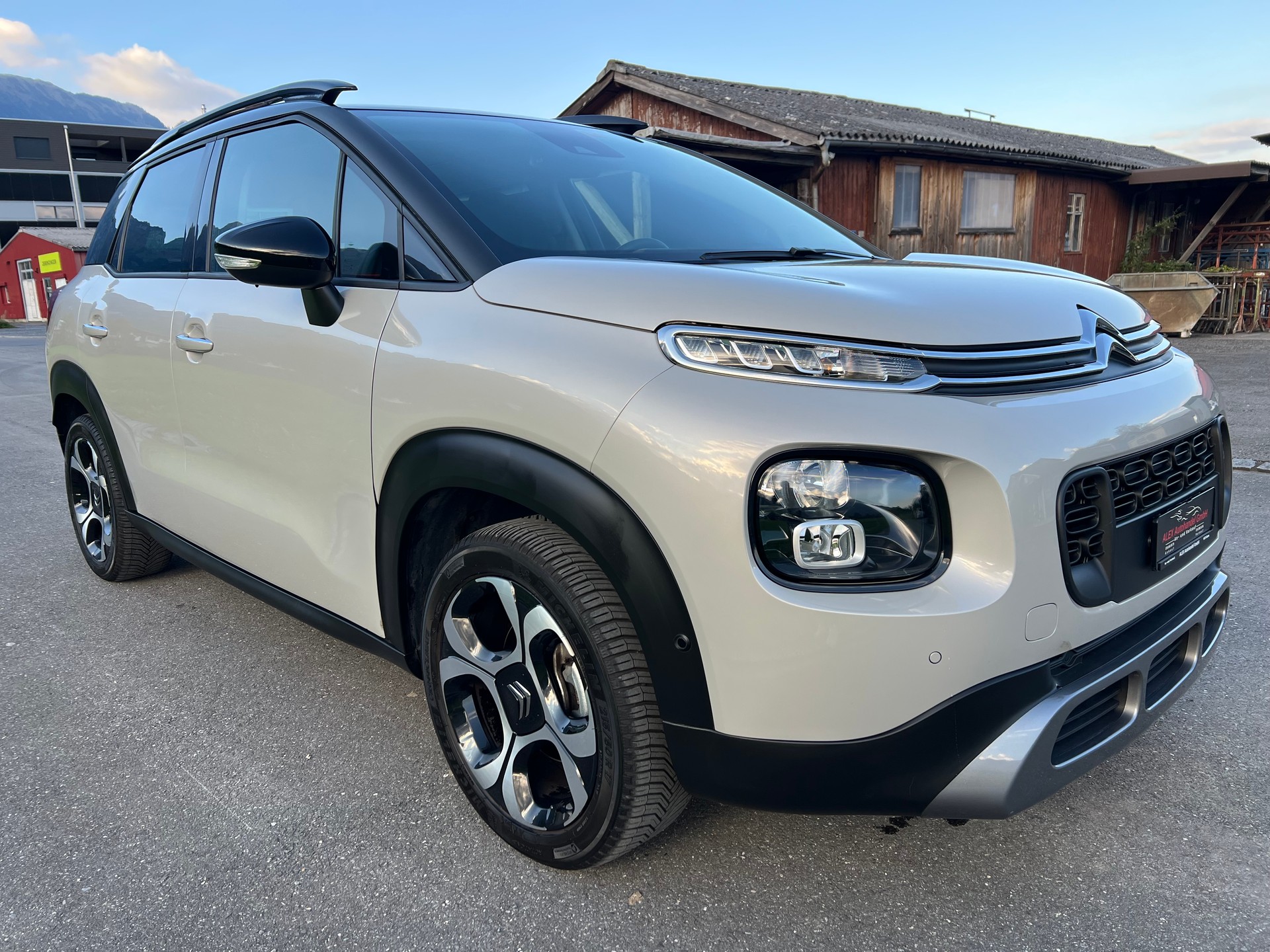 CITROEN C3 Aircross 1.2i PureTech Shine EAT (CHF 232.15/Monat)-image-8