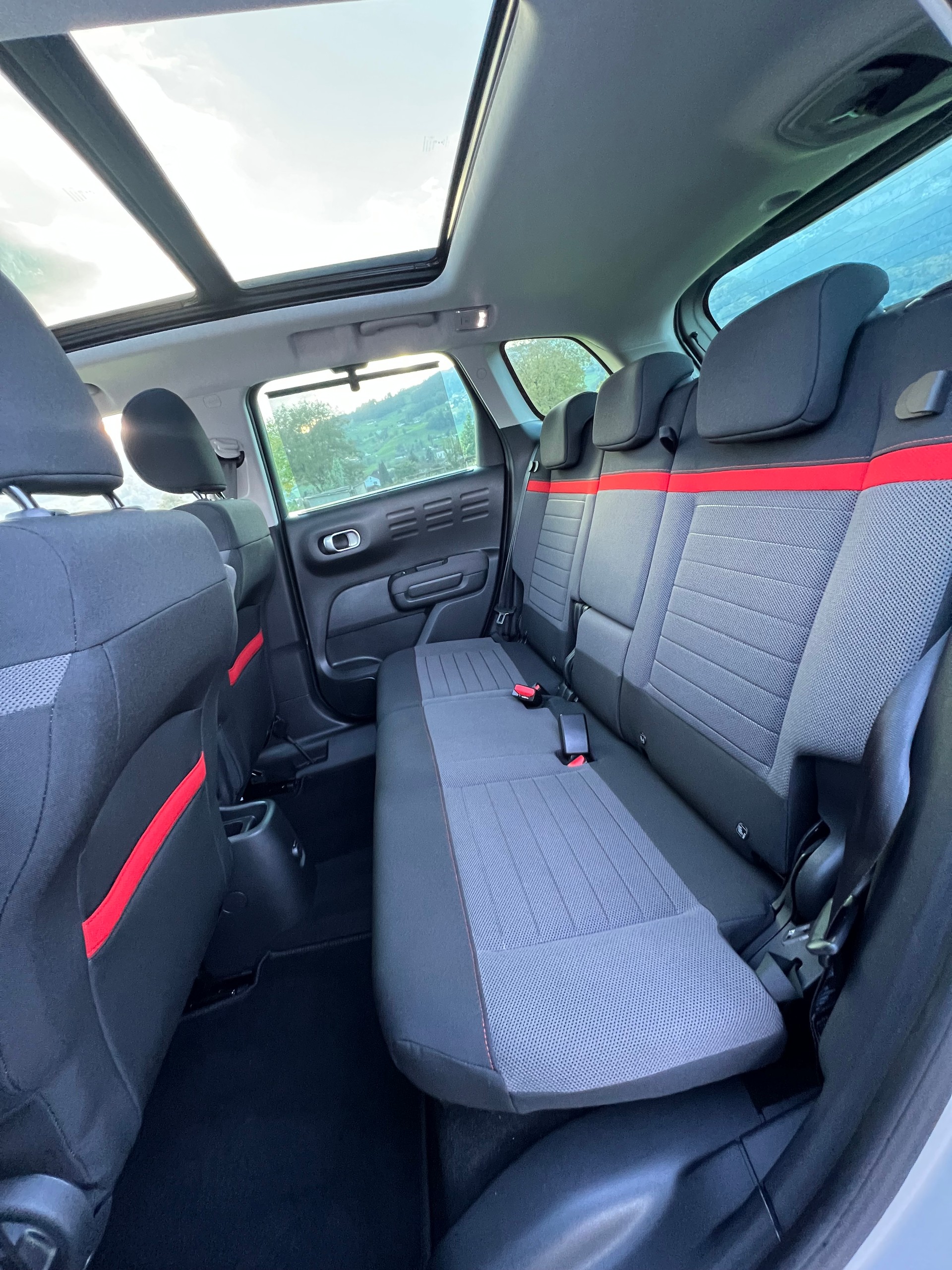 CITROEN C3 Aircross 1.2i PureTech Shine EAT (CHF 232.15/Monat)-image-10