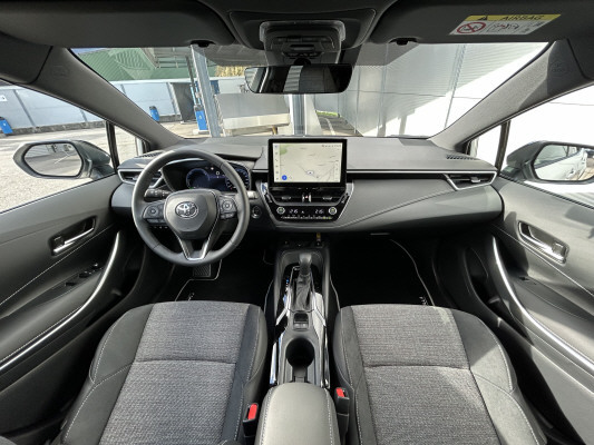TOYOTA Corolla 1.8 HSD Trend-image-5