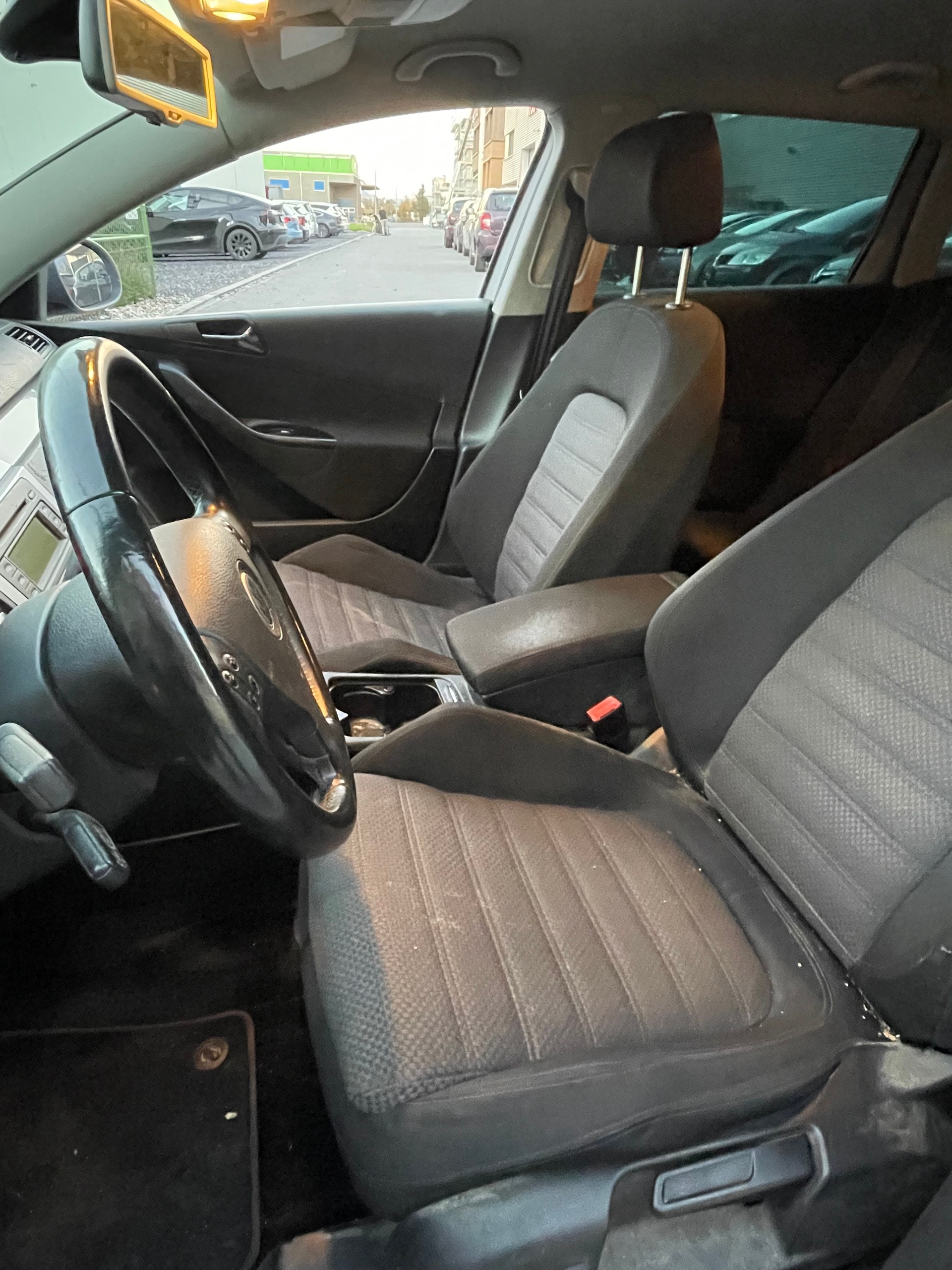 VW Passat Variant 2.0 TDI Trendline-image-9