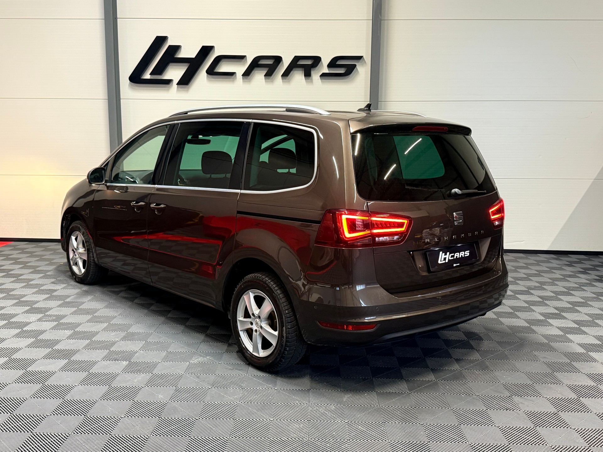 SEAT Alhambra 2.0 TDI 184 Style Adv. DSG S/S-image-2