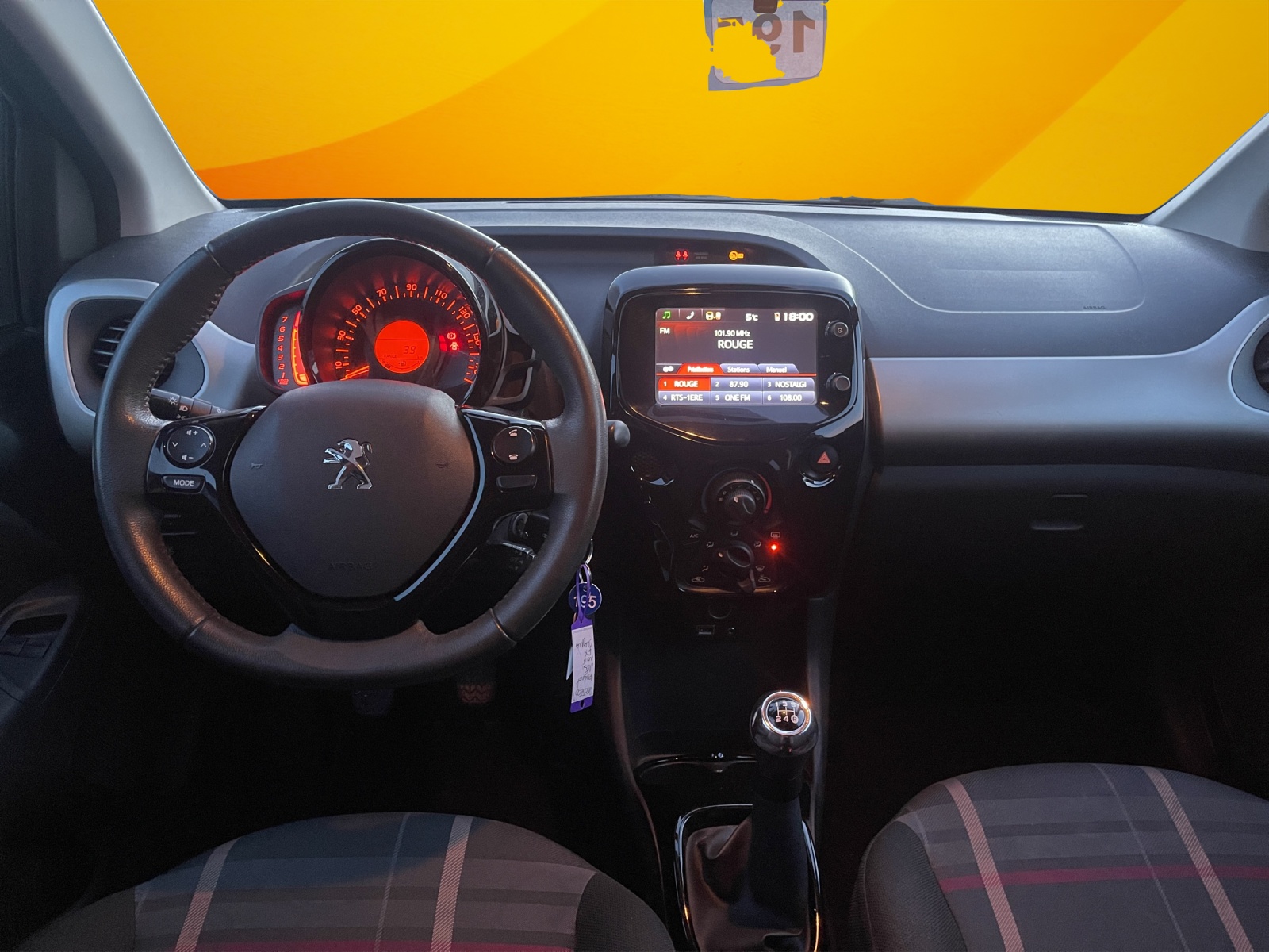 PEUGEOT 108 1.2 VTi Allure *** Grele / Hagel ***-image-8