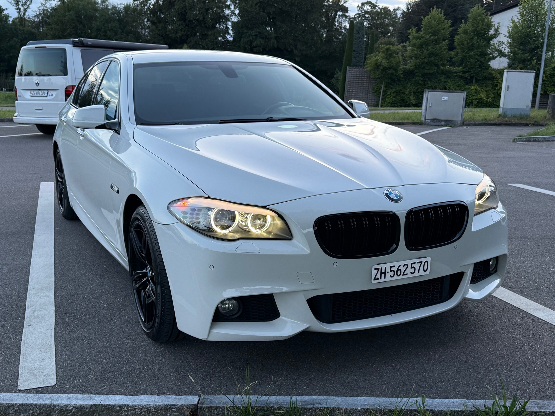 BMW 525d xDrive Steptronic M-Sportpaket-image-15