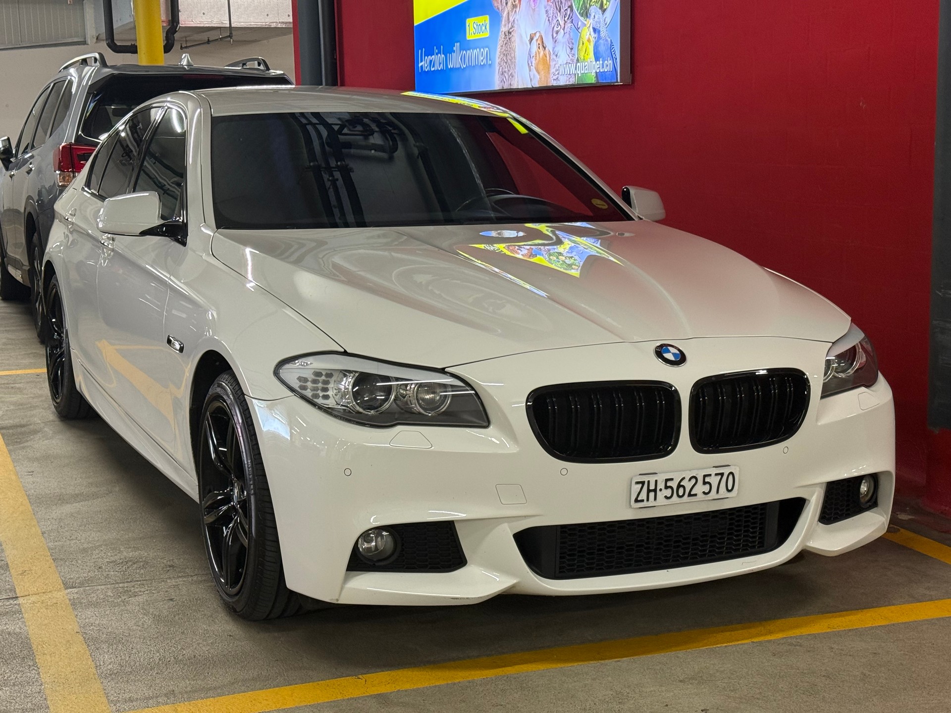 BMW 525d xDrive Steptronic M-Sportpaket - Frisch ab MFK 02. September 2026!