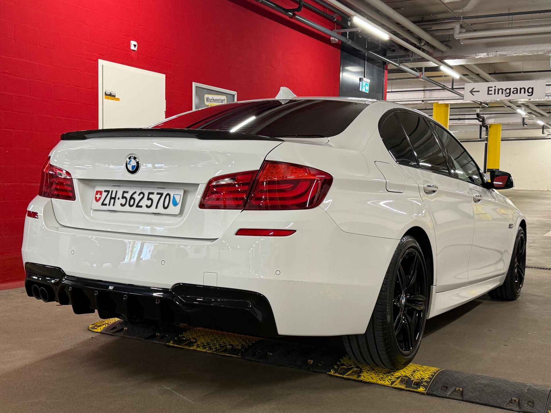 BMW 525d xDrive Steptronic M-Sportpaket - Frisch ab MFK 02. September 2026!-image-9