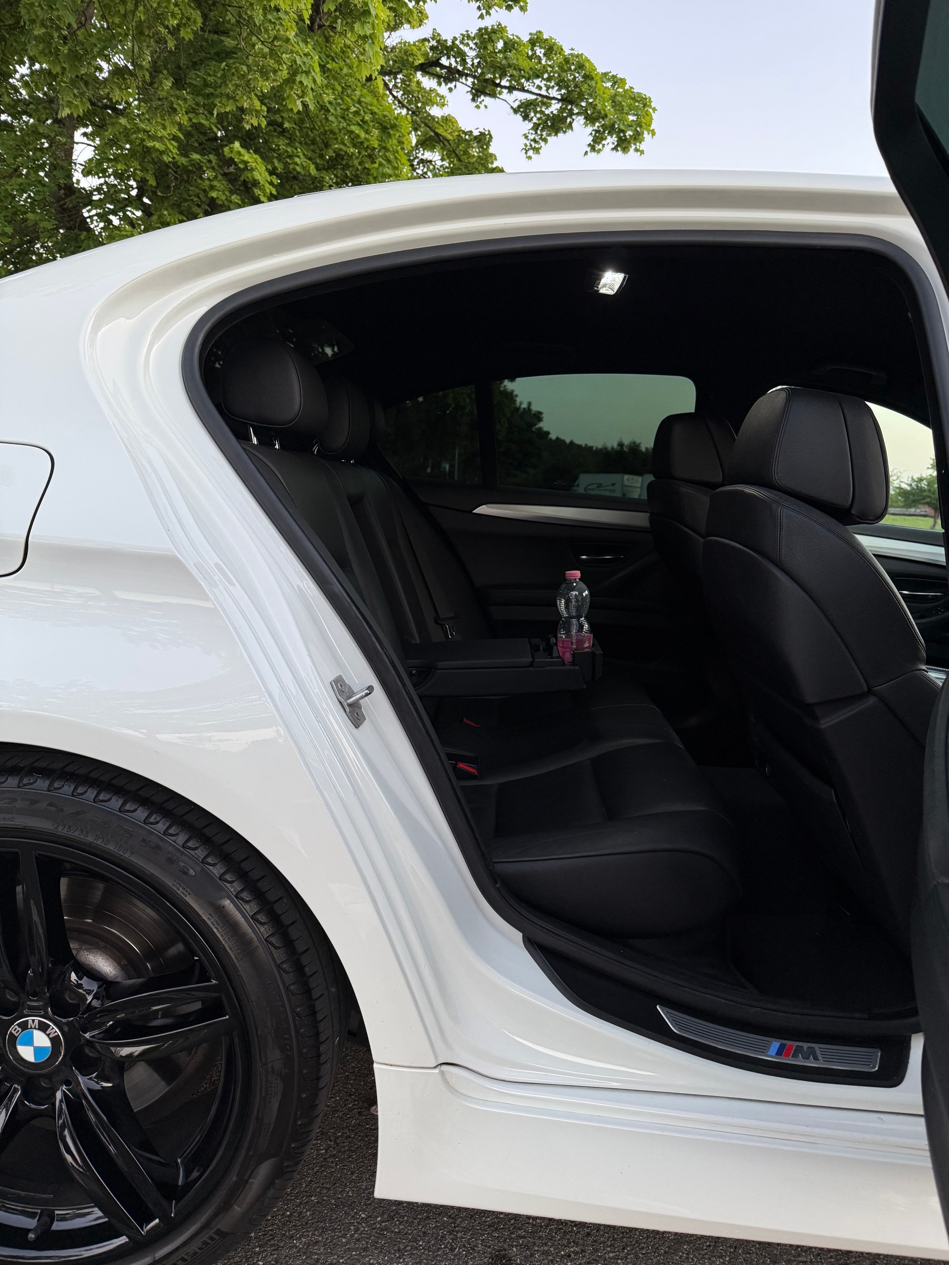 BMW 525d xDrive Steptronic M-Sportpaket-image-13