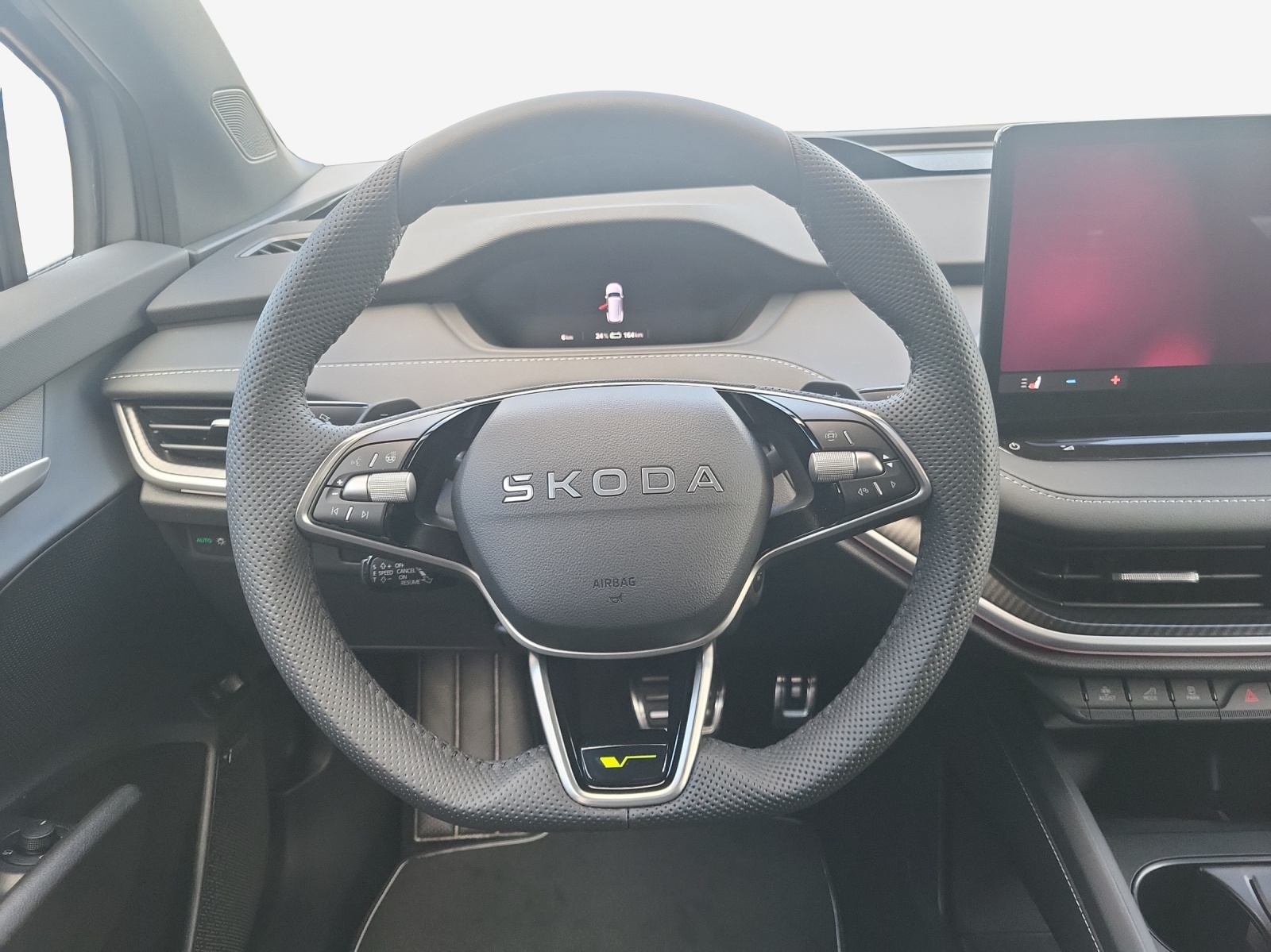 SKODA Enyaq 4x4 RS-image-9