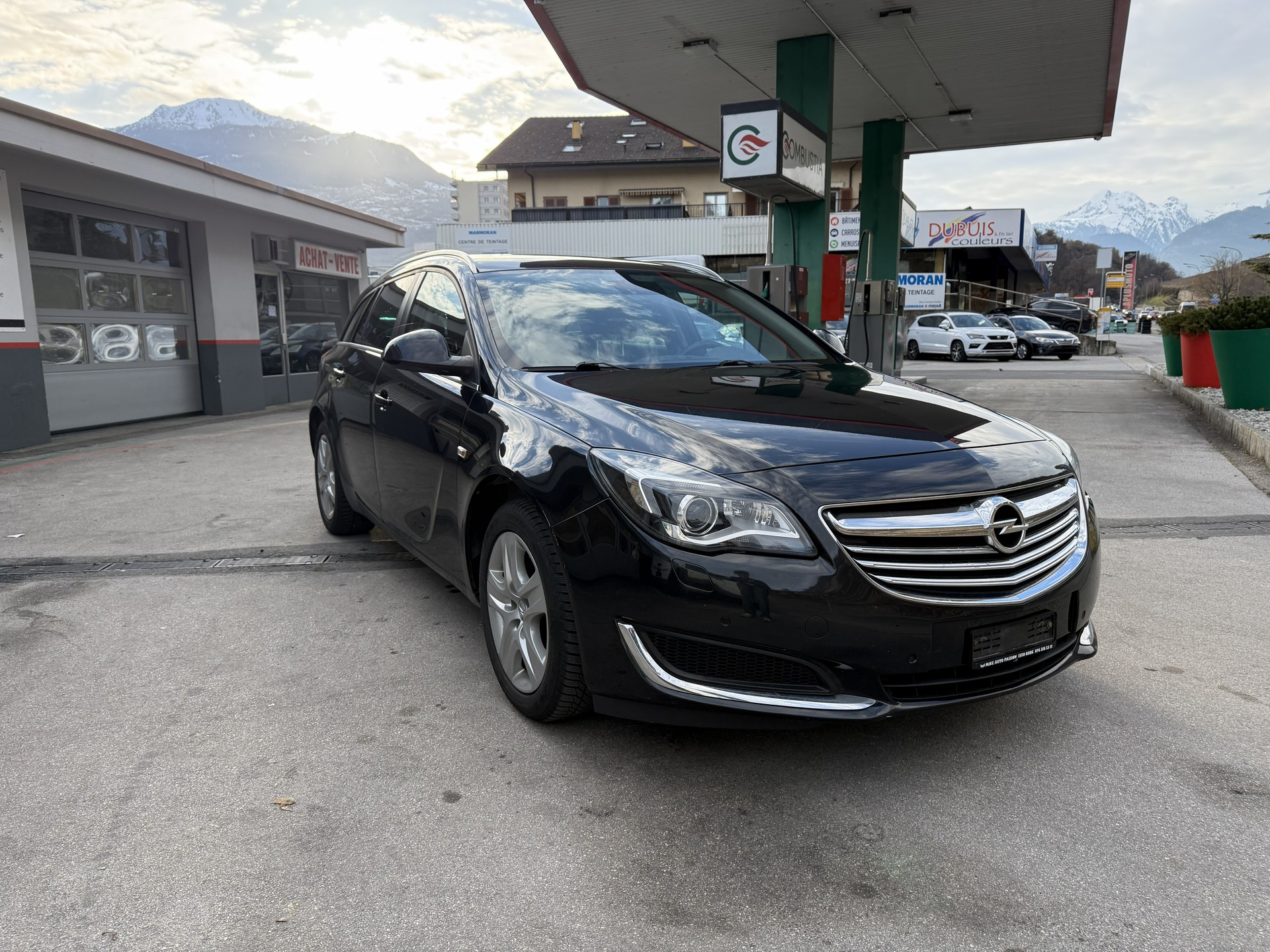 OPEL Insignia Sports Tourer 1.6 Turbo Sport-image-8