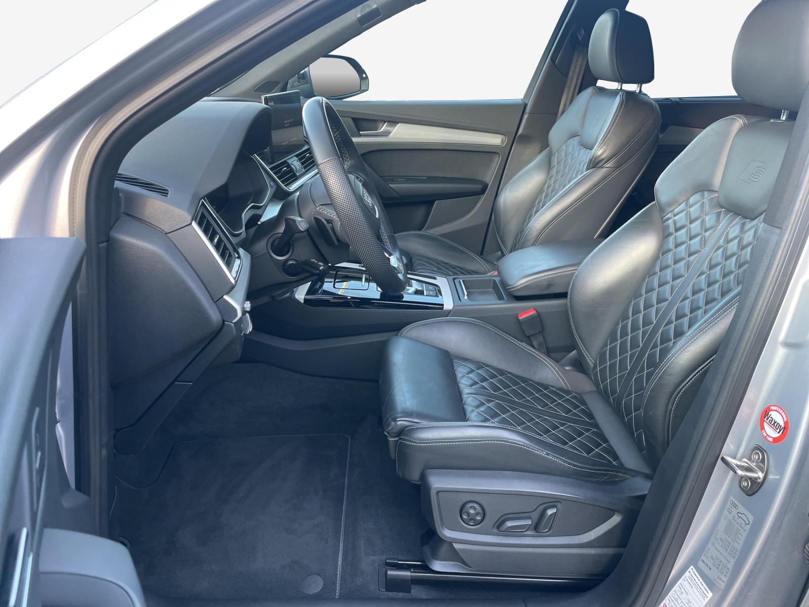 AUDI Q5 Sportback 40 TDI S line quattro S-tronic-image-7