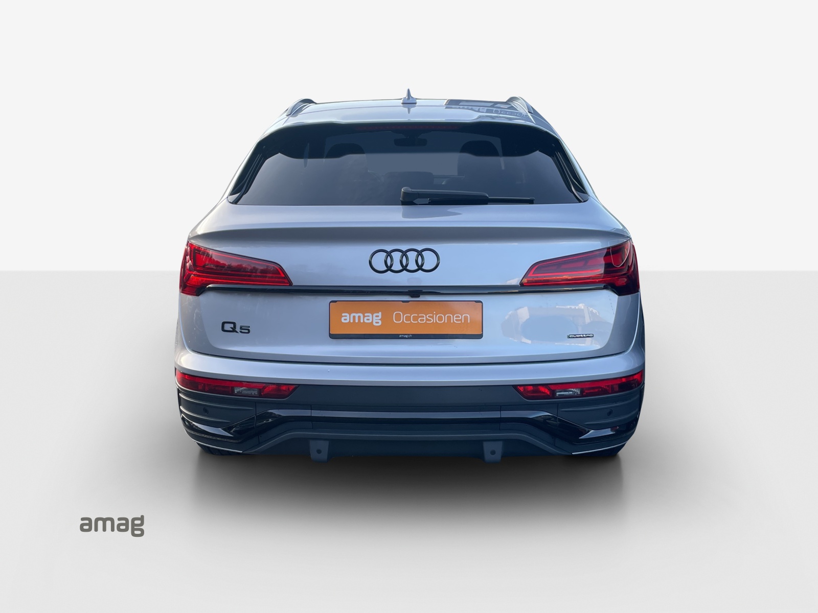 AUDI Q5 Sportback 40 TDI S line quattro S-tronic-image-3