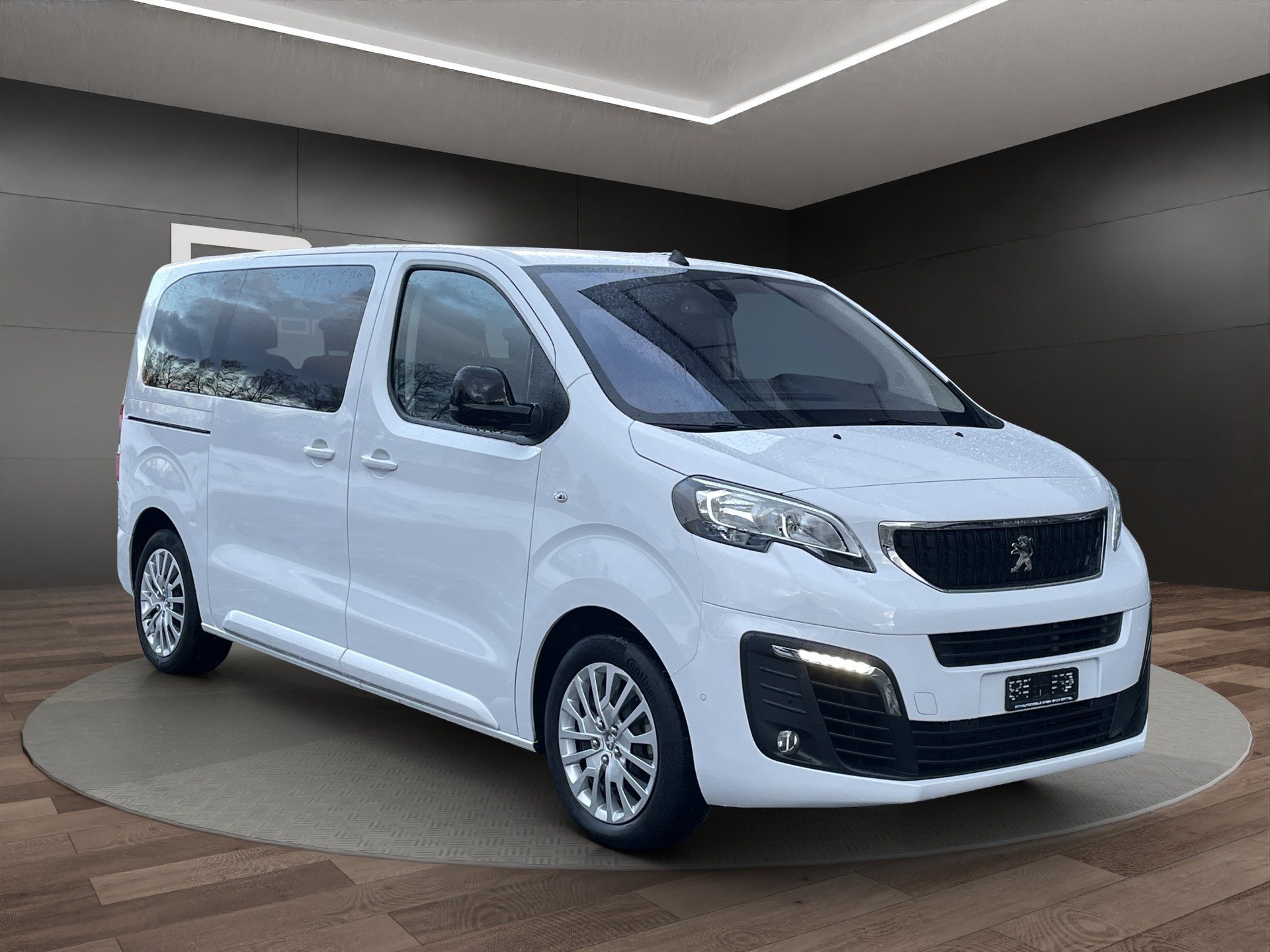 PEUGEOT Traveller 2.0 BlueHDi Business Standard EAT9