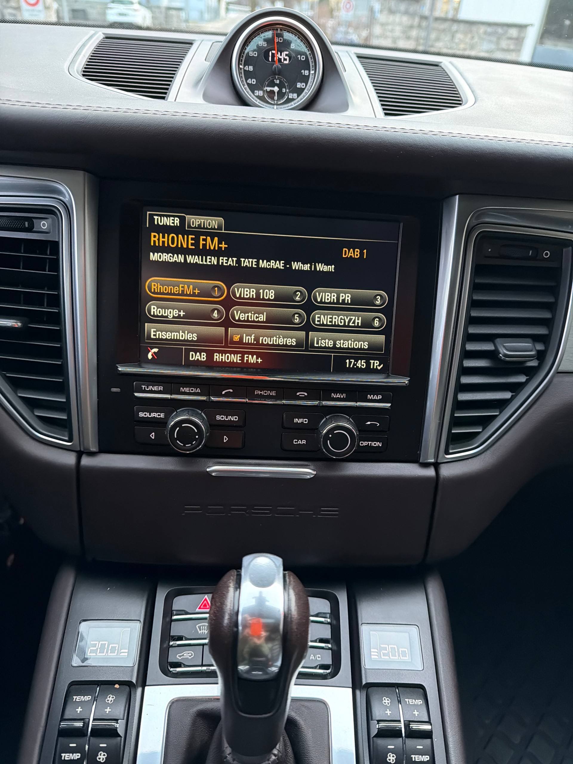 PORSCHE Macan Turbo PDK-image-16