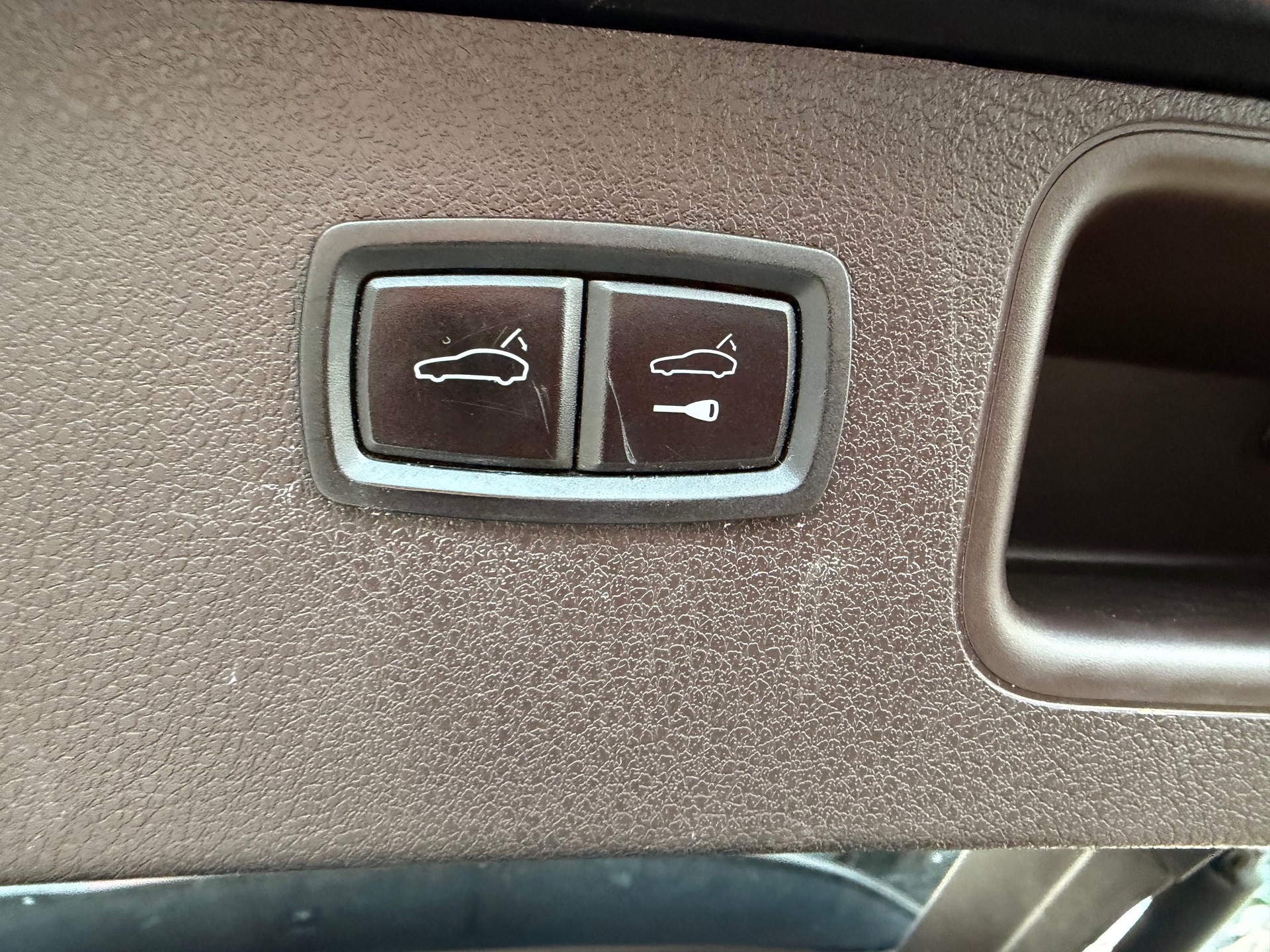 PORSCHE Macan Turbo PDK-image-26