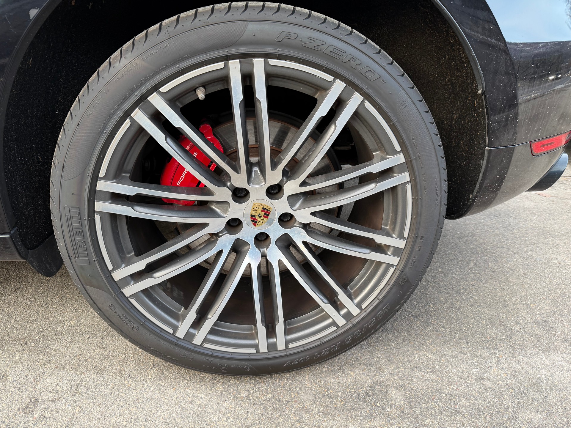 PORSCHE Macan Turbo PDK-image-22