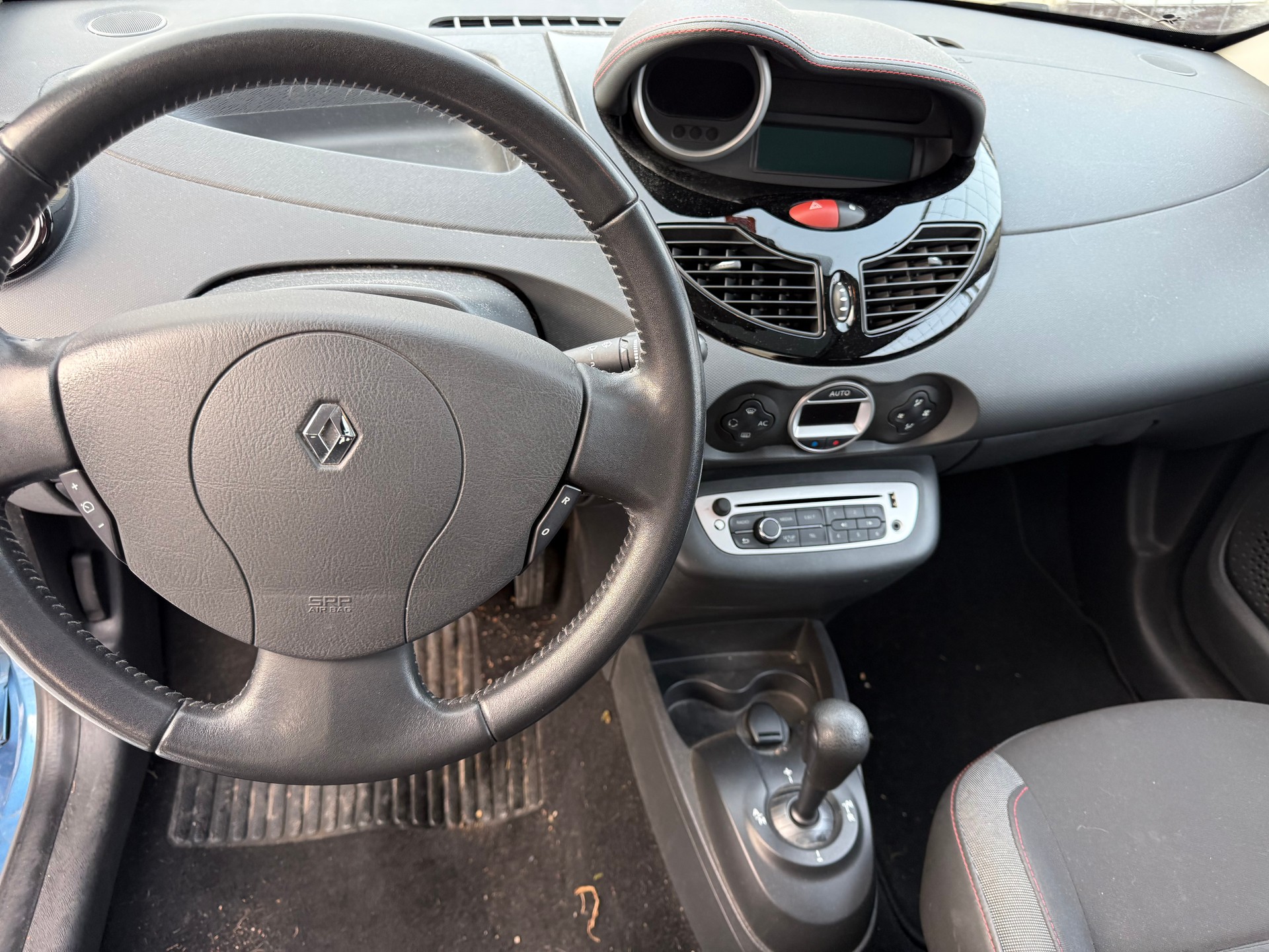 RENAULT Twingo 1.2 16V Dynamique Quickshift-image-4