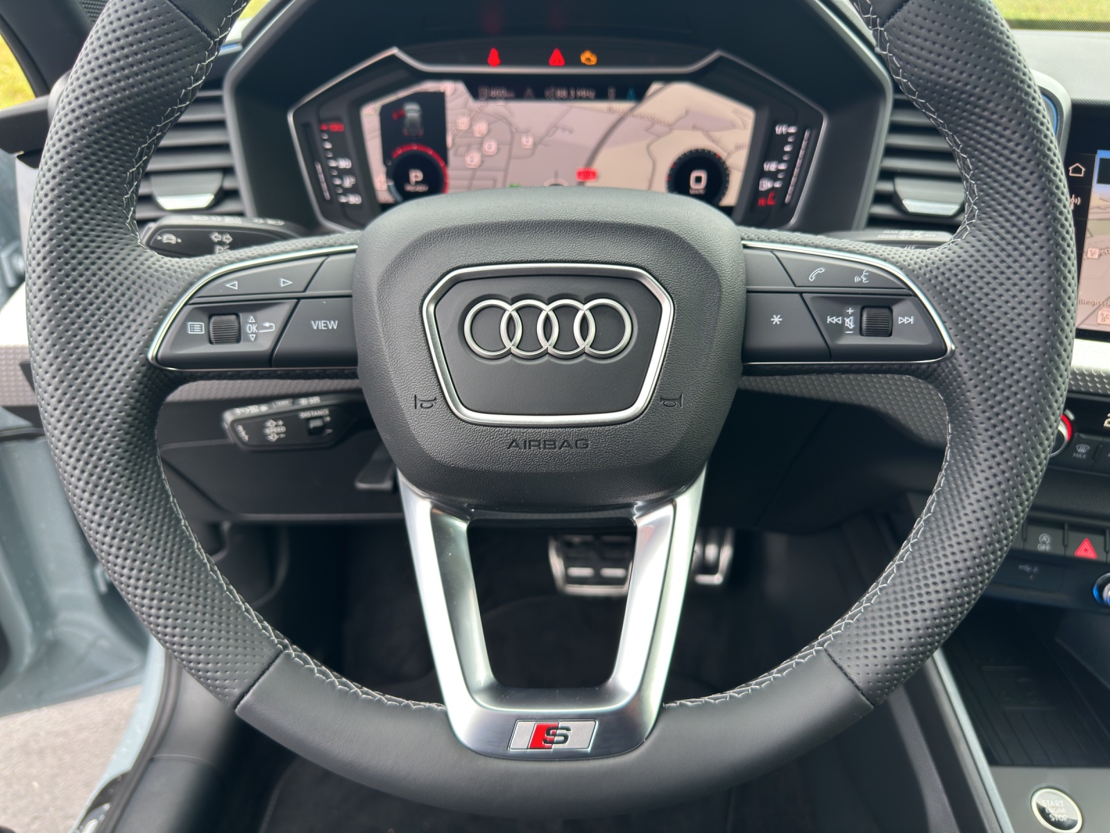 AUDI A1 Sportback 35 TFSI S Line S-tronic-image-13