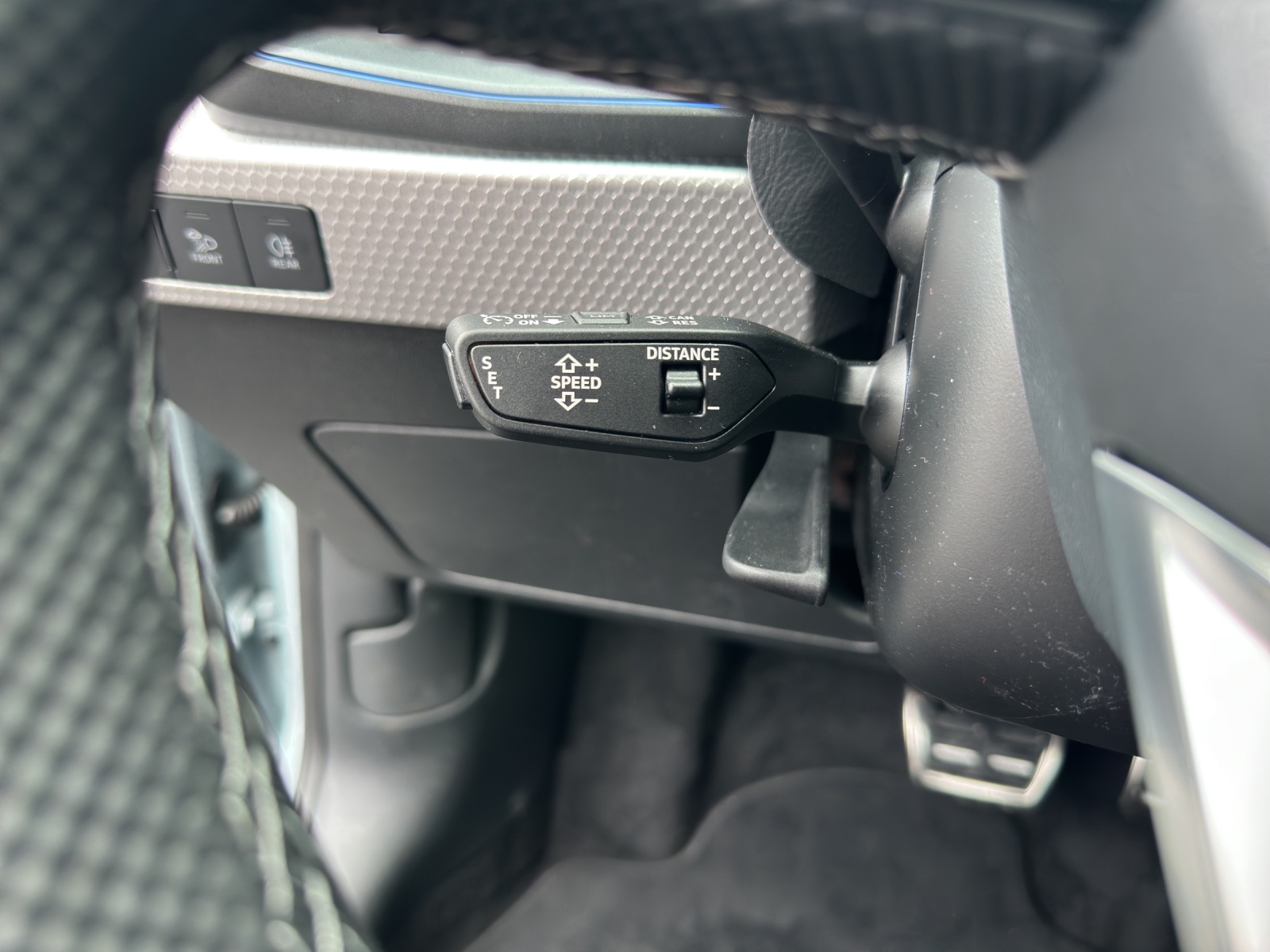 AUDI A1 Sportback 35 TFSI S Line S-tronic-image-14