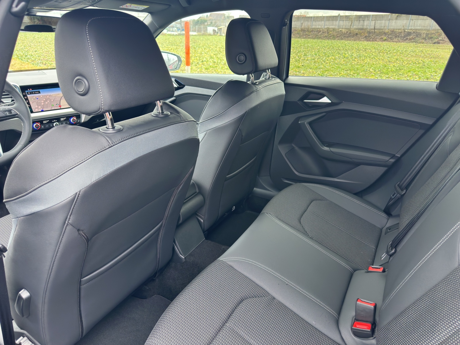 AUDI A1 Sportback 35 TFSI S Line S-tronic-image-18