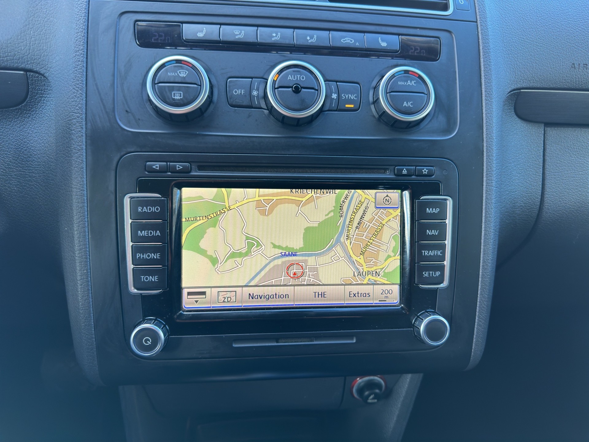 VW Touran 1.4 TSI Team DSG-image-10