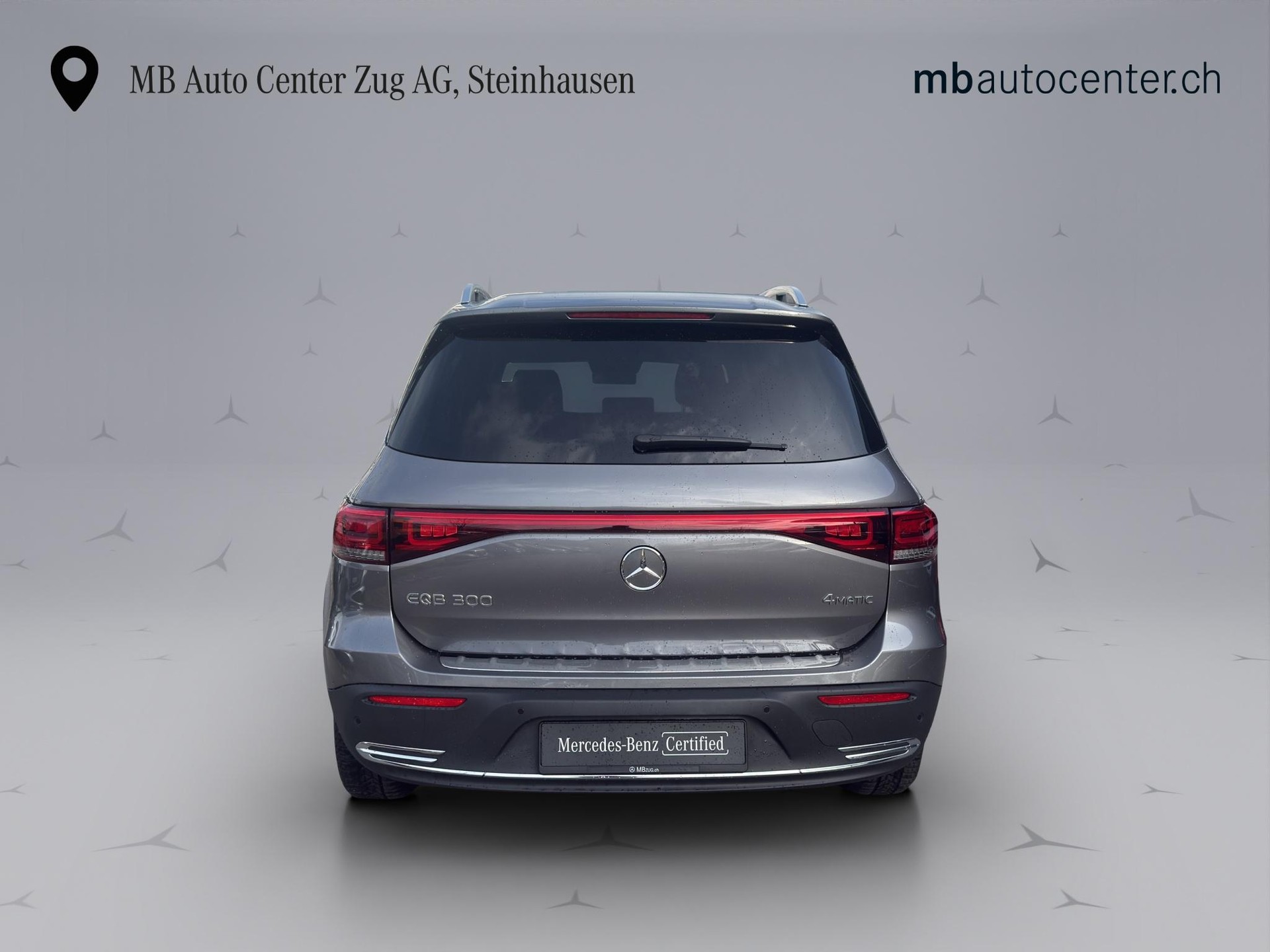 MERCEDES-BENZ EQB 300 Electric Art Line 4matic-showroom-element-3