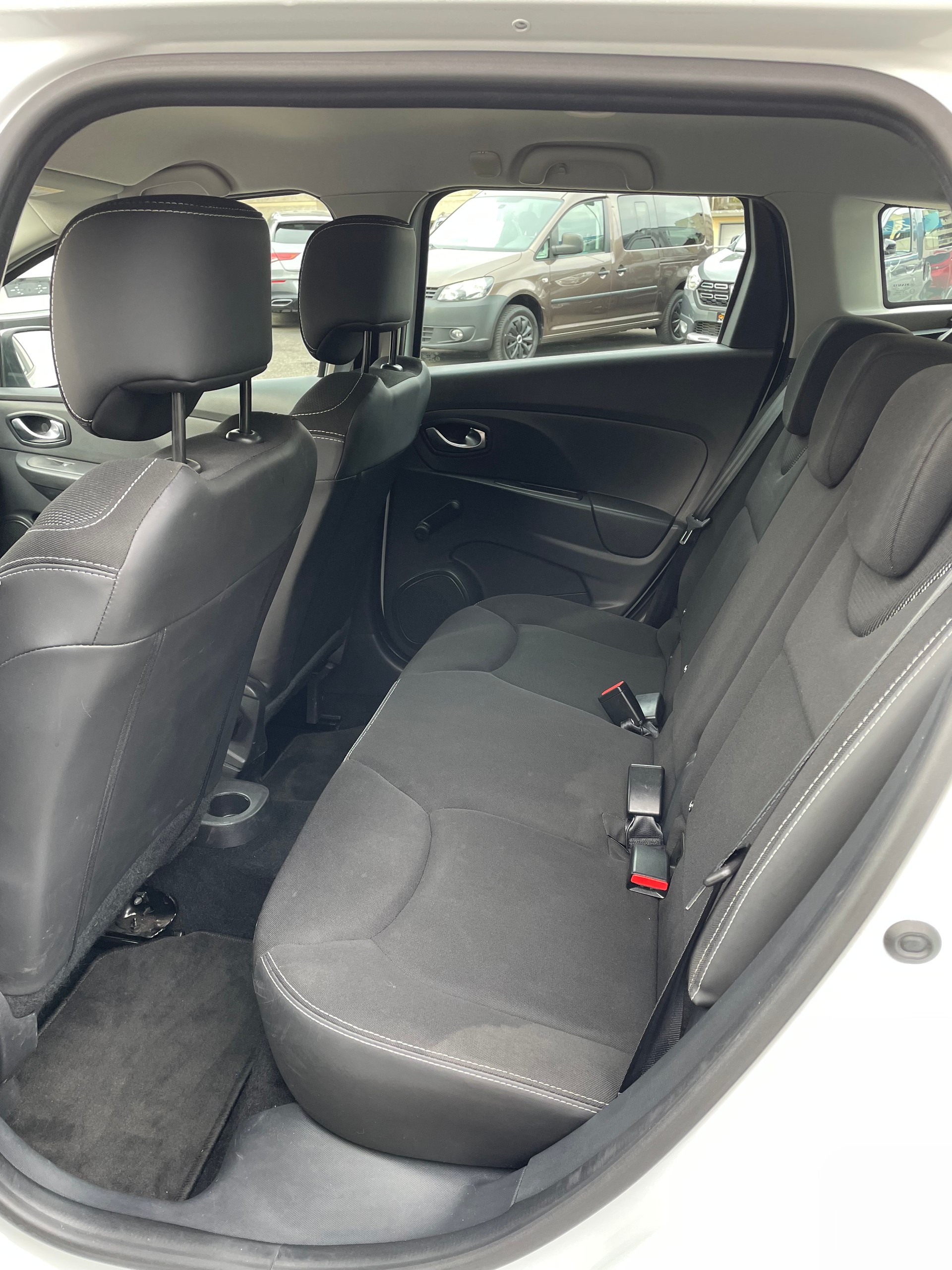 RENAULT Clio Grandtour 0.9 12V Expression-image-8