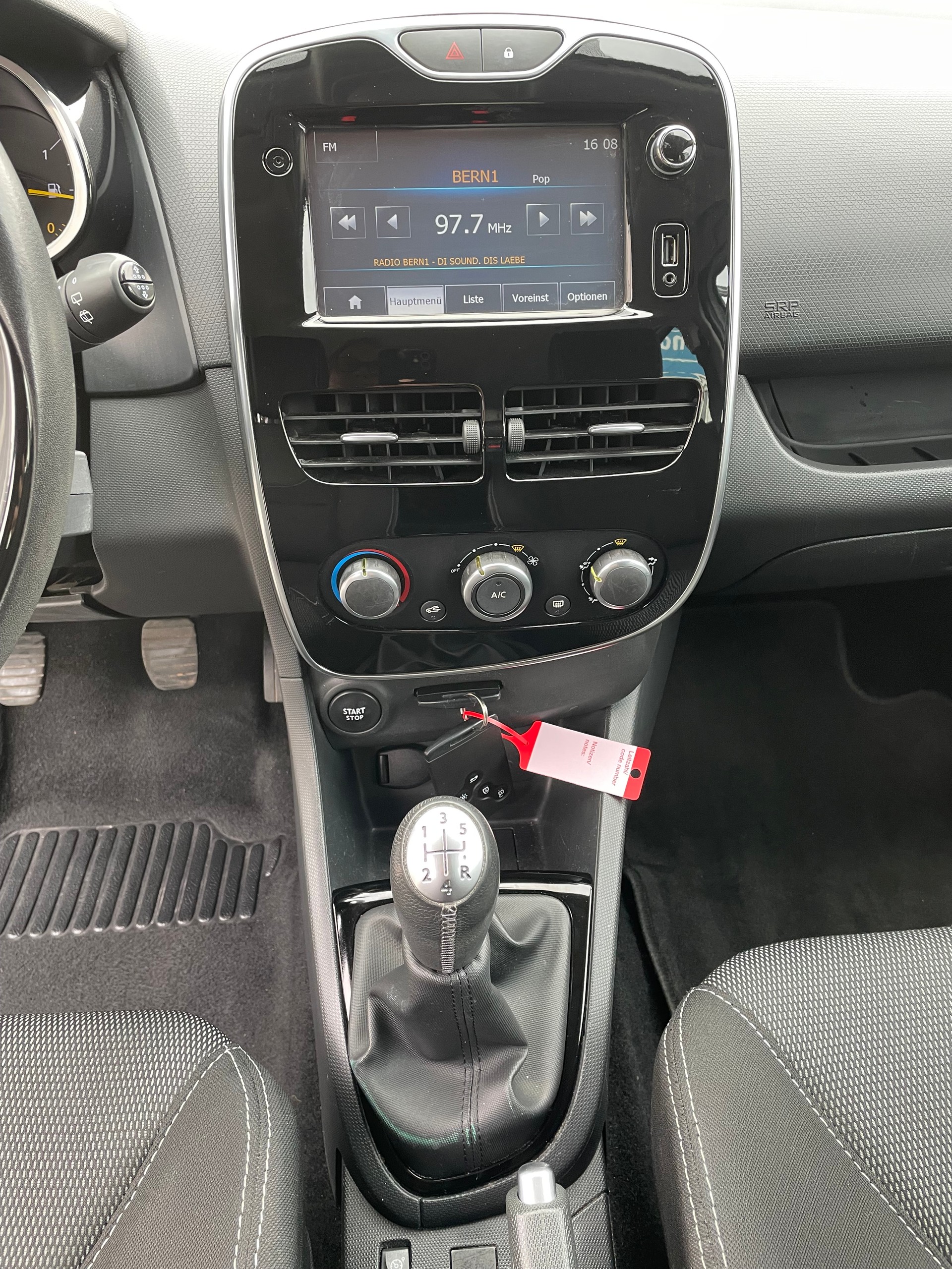 RENAULT Clio Grandtour 0.9 12V Expression-image-10